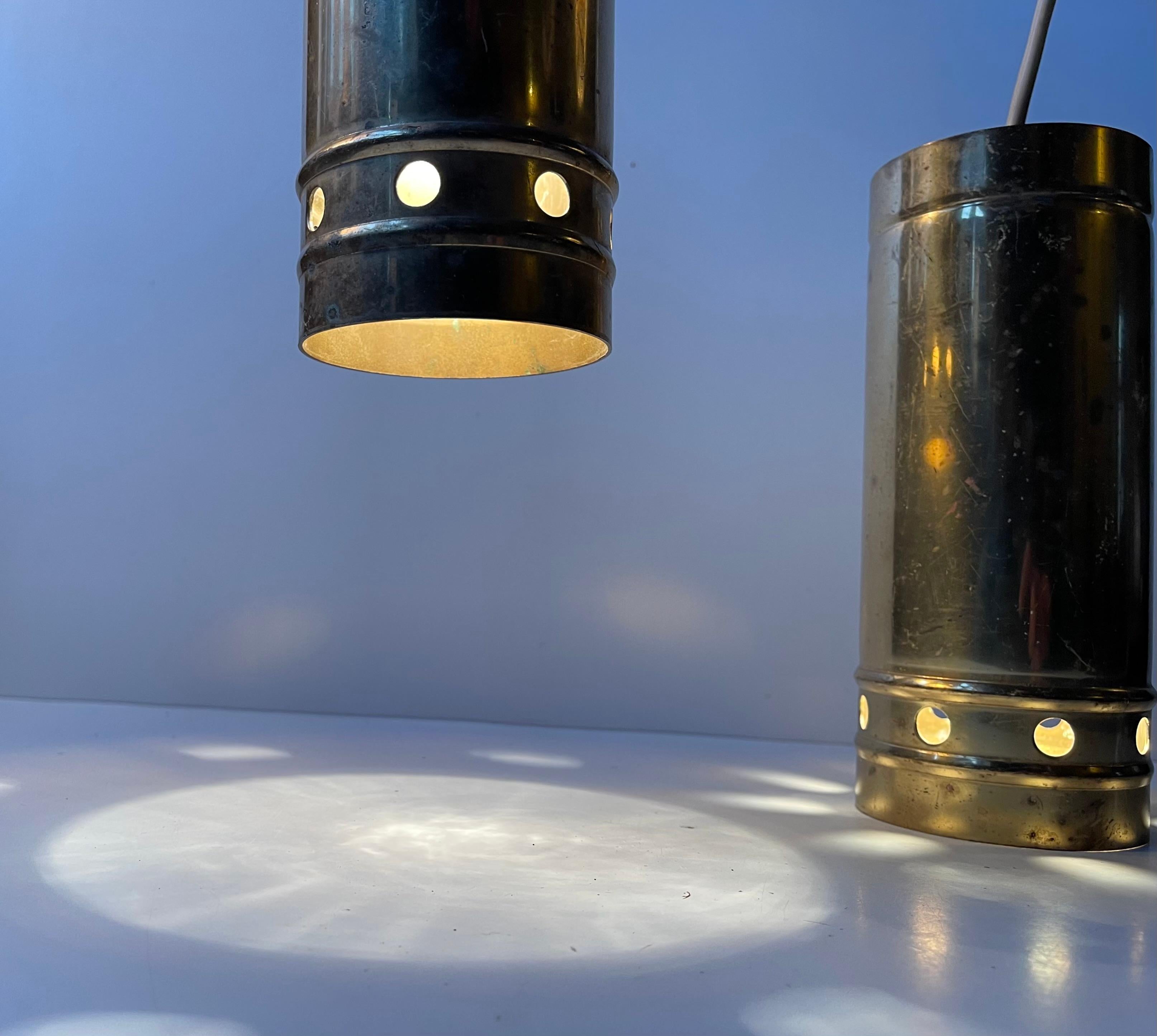 Lampade a sospensione cilindriche in ottone The Modern Scandinavian, anni '70 in vendita 1
