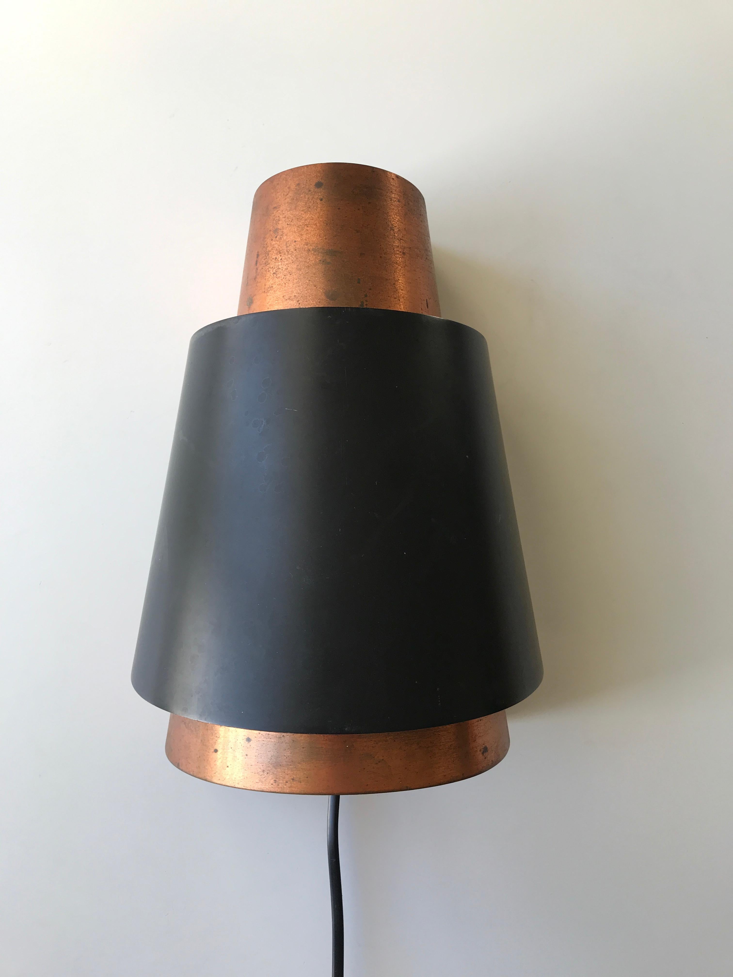 Østerport Scandinavian Modern Danish Design Wall Light by Bent Karlby for Lyfa In Good Condition For Sale In Copenhagen, DK