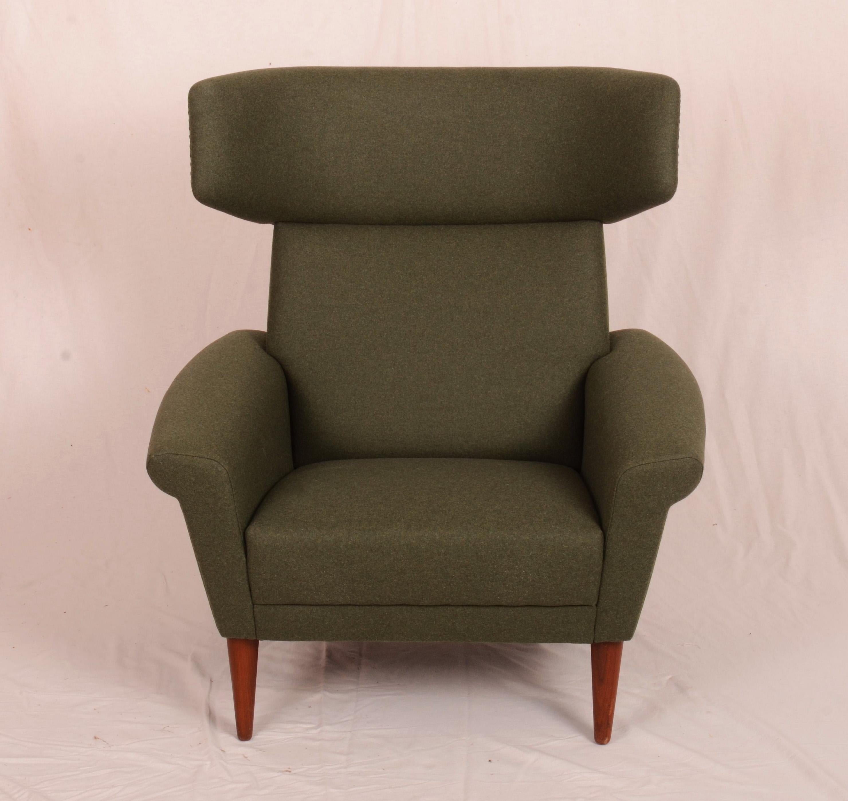 Wool Scandinavian Modern Danish Lounge Chair Ox-Chair By Fredericia Møbler For Sale