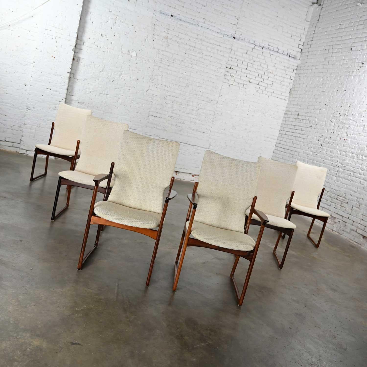 Danois Chaises de salle à manger danoises modernes et scandinaves en bois de rose par Art Furn, lot de 6 en vente