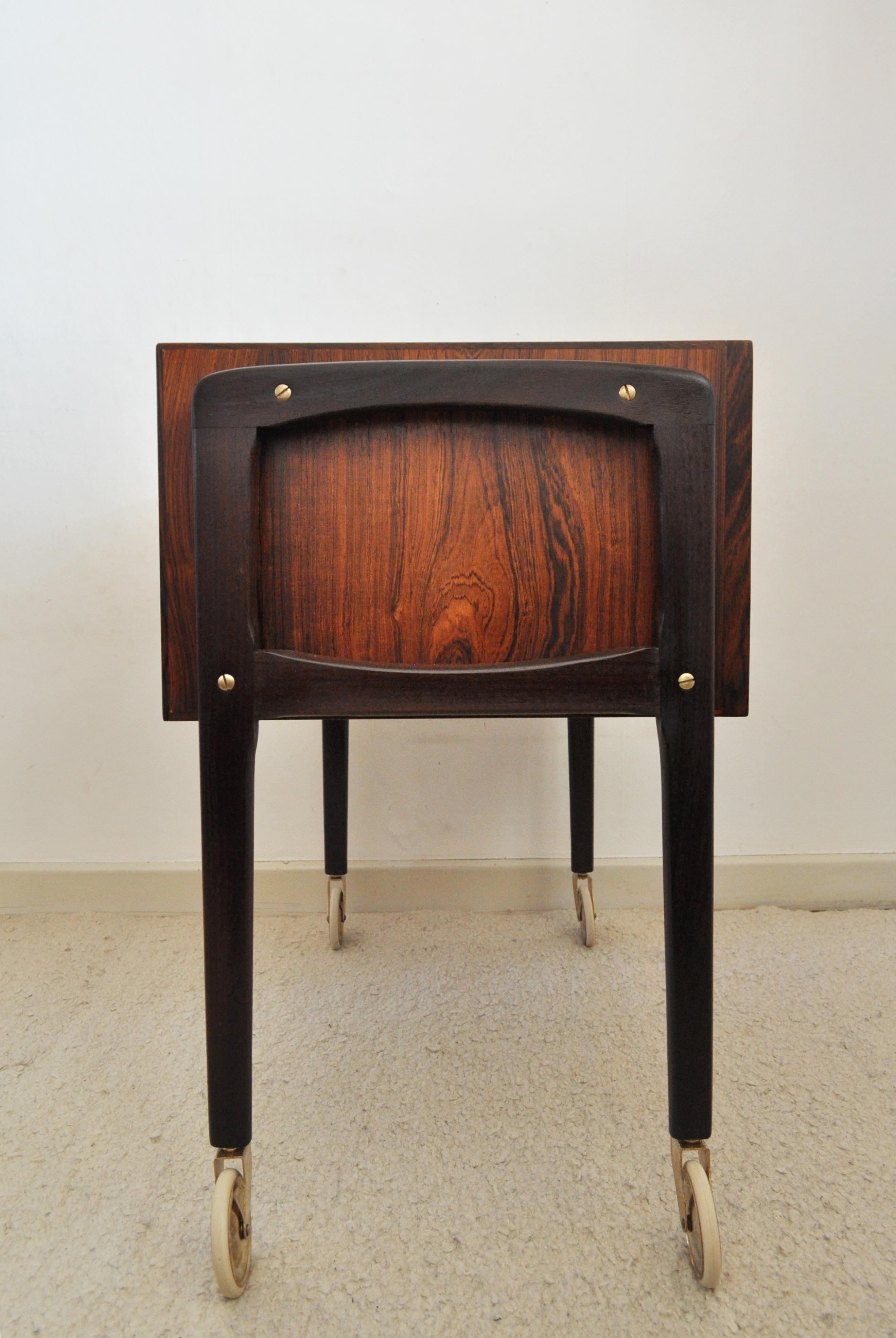 Scandinavian Modern Danish Rosewood Sewing Table, 1960s In Good Condition For Sale In Vordingborg, DK