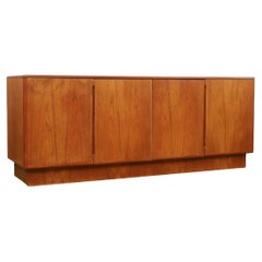 Credenza moderna scandinava in teak danese a 4 ante