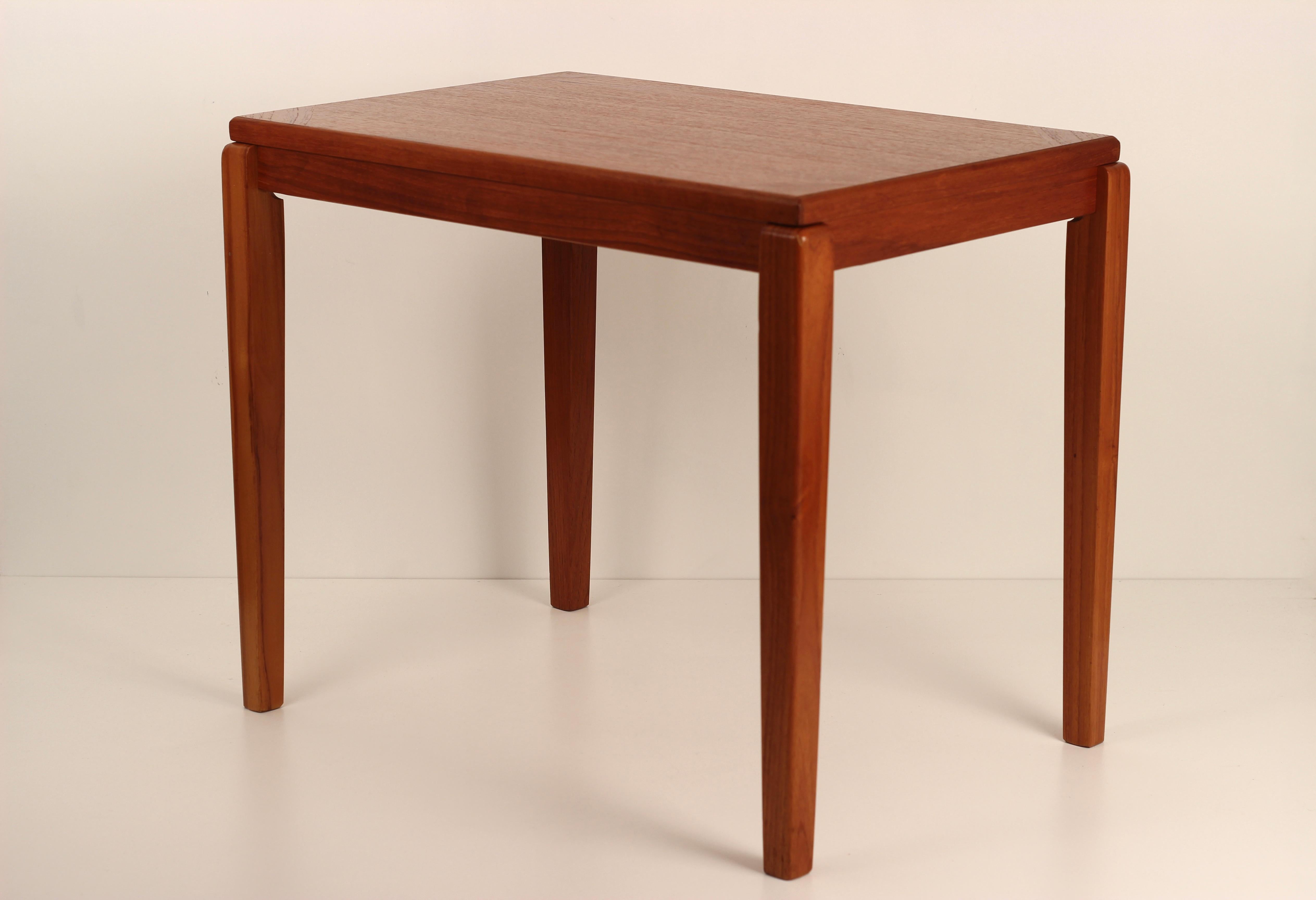 Scandinavian Modern Danish Teak Nest of 3 Tables by Mobelfabrikken Toften 1960’s For Sale 6