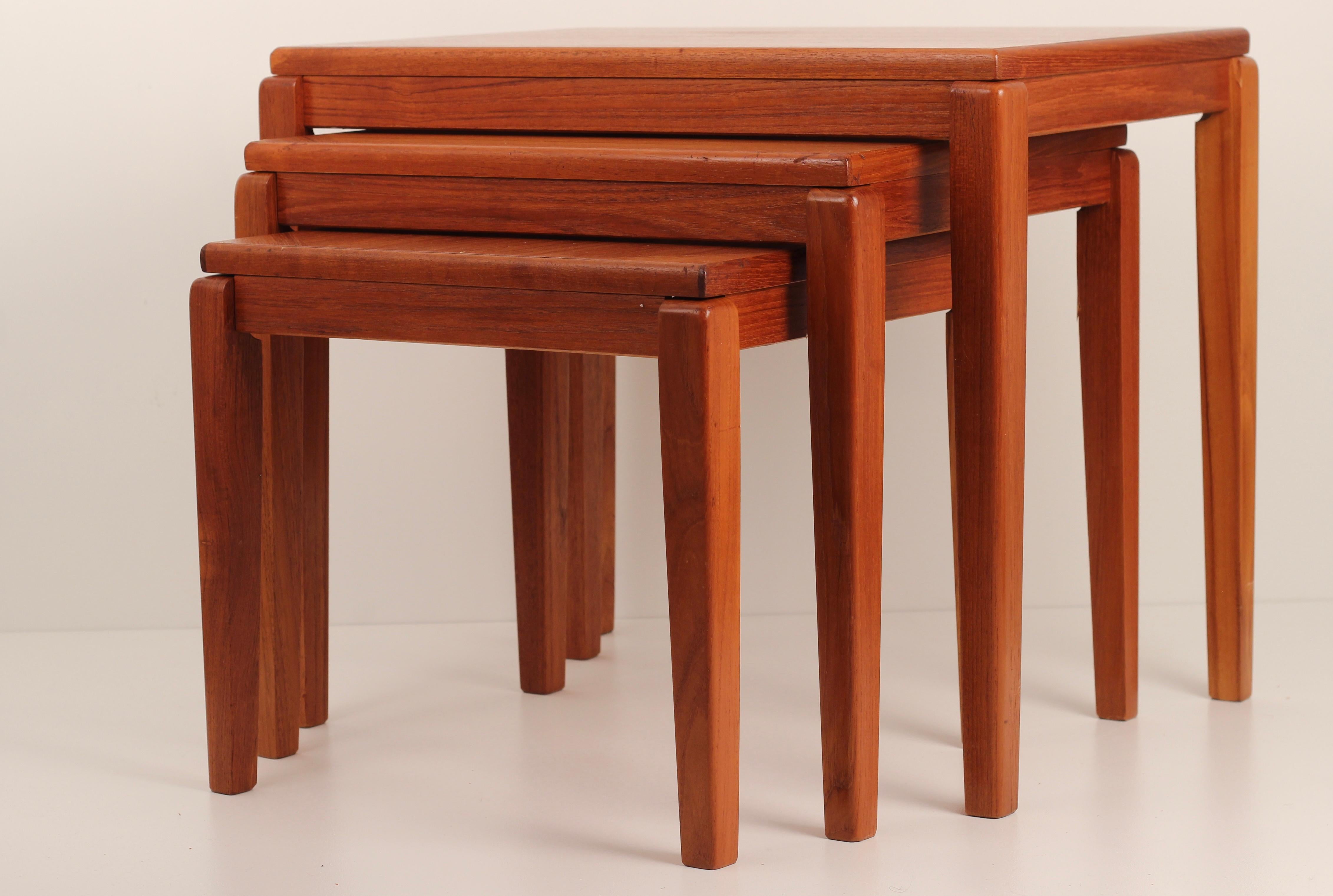 Woodwork Scandinavian Modern Danish Teak Nest of 3 Tables by Mobelfabrikken Toften 1960’s For Sale