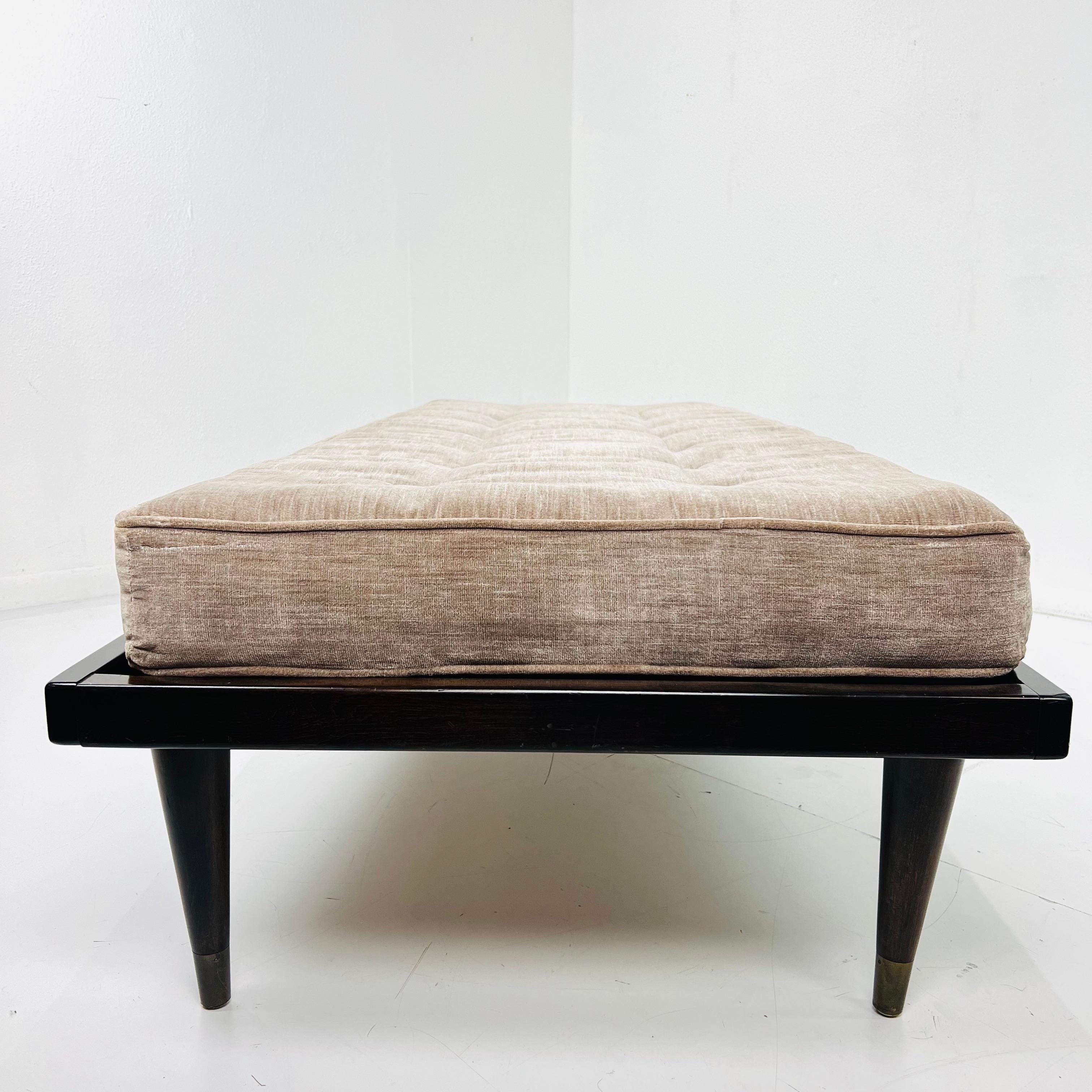 Scandinavian Modern Daybed For Sale 3