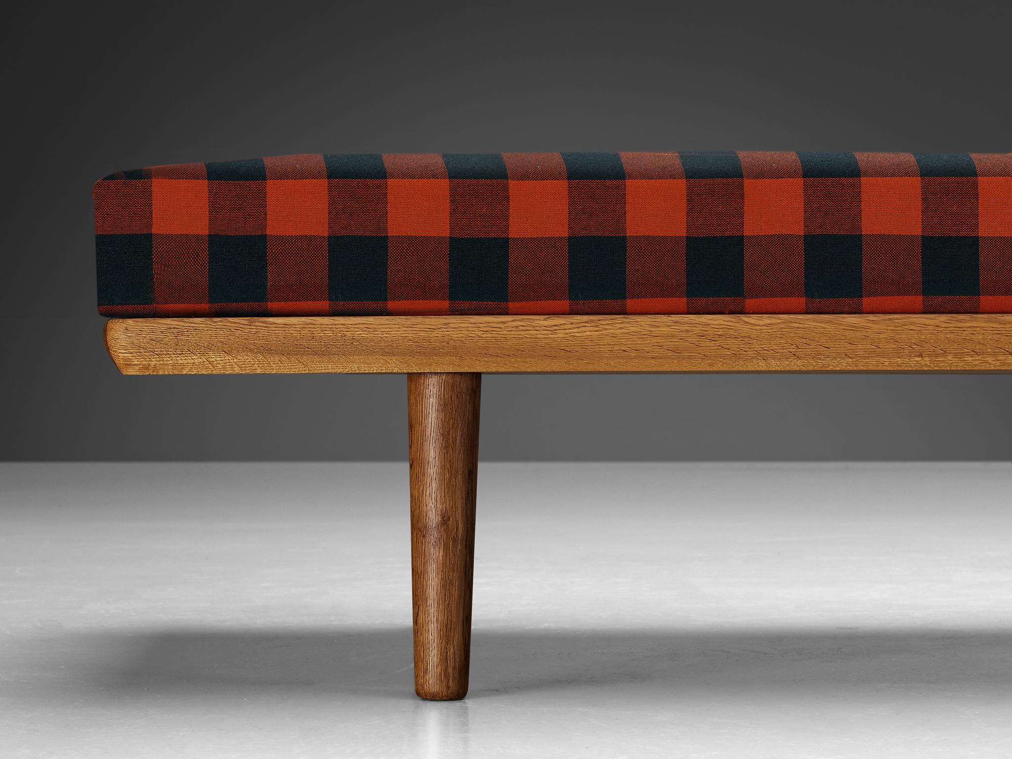 Scandinavian Modern Daybed in Oak and Pine 1