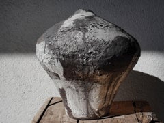 Vase en céramique texturée fait main, style moderne scandinave, par Maku Ceramic
