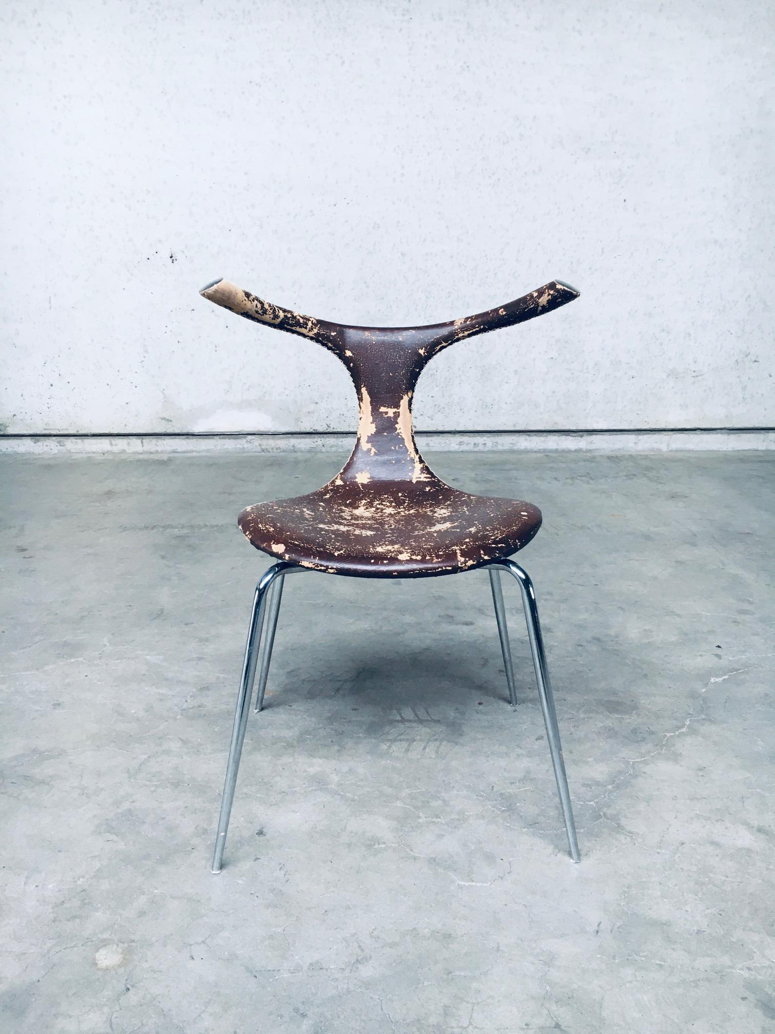 Scandinavian Modern Design 'Taurus' Dining Chair Set by Dan Form For Sale 2