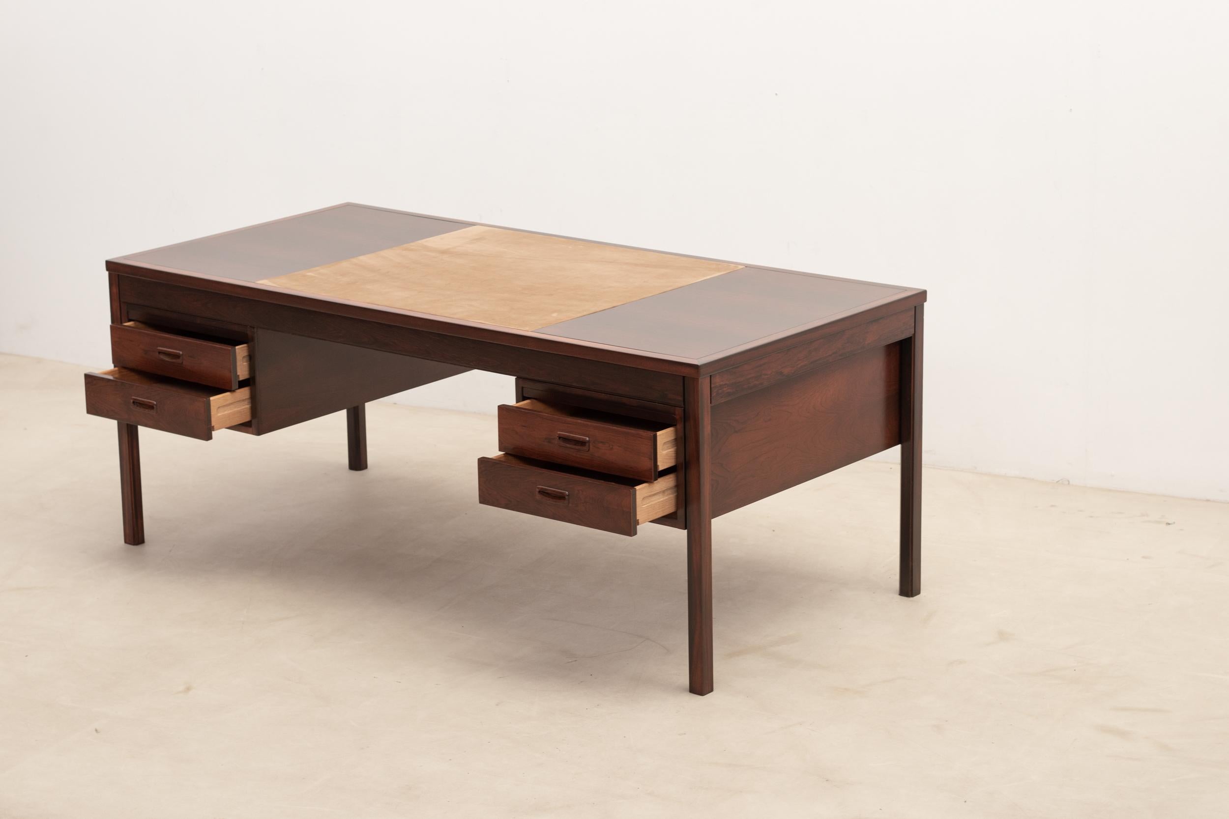 Mid-20th Century Scandinavian modern desk, 1960s For Sale