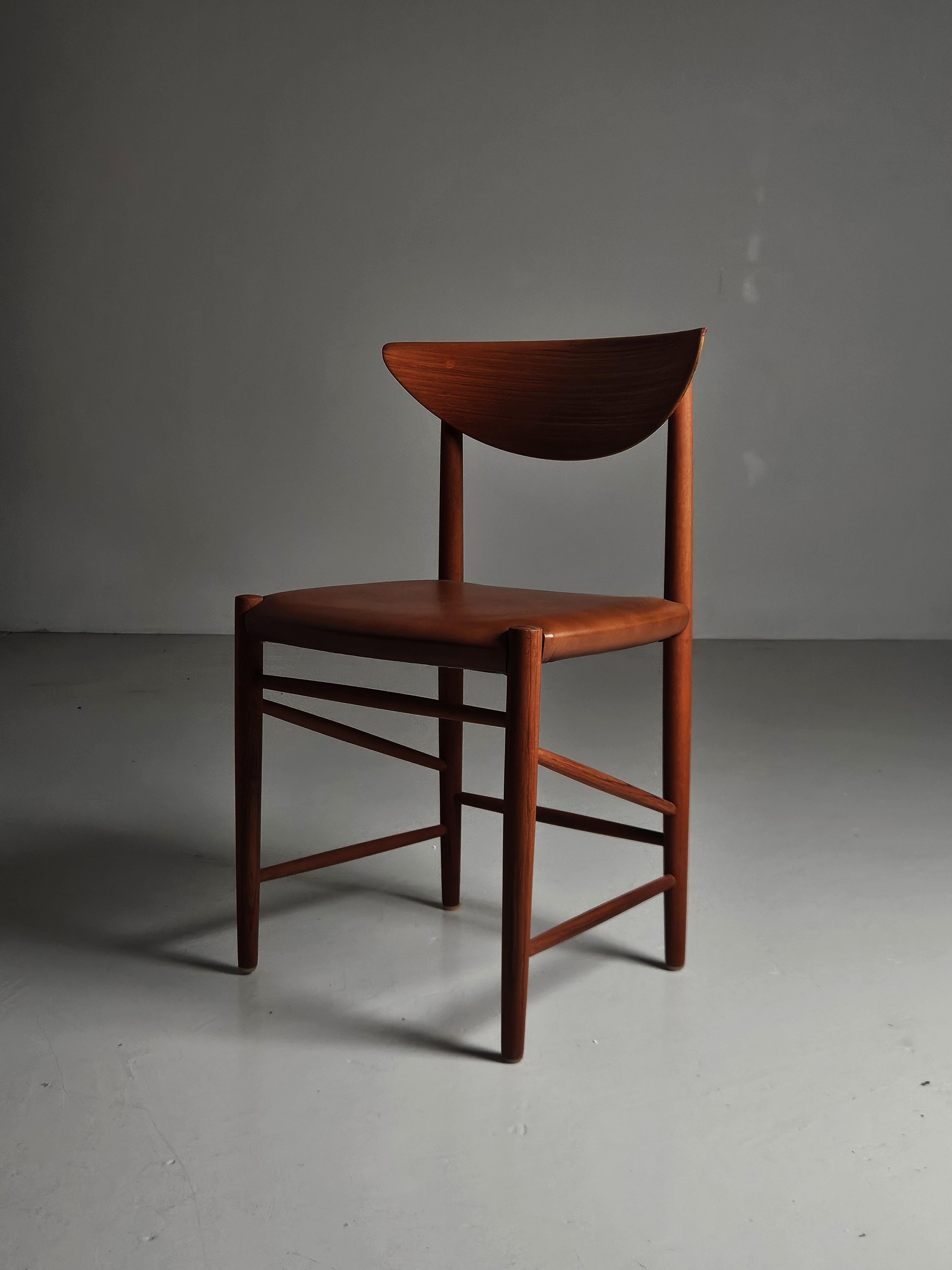 Sedia da pranzo moderna scandinava di Peter Hvidt, Danimarca, anni '50 In condizioni buone in vendita a Eskilstuna, SE