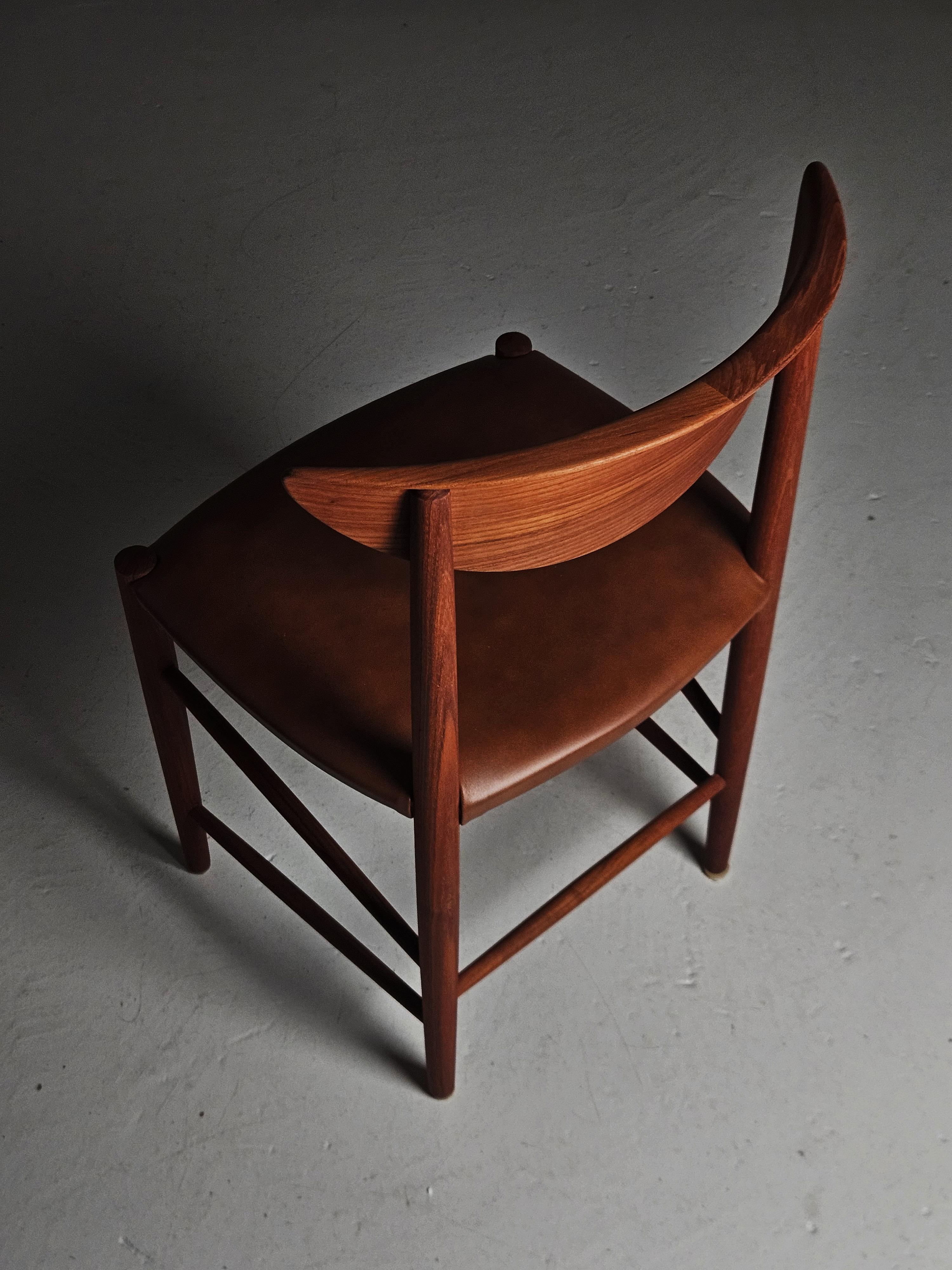 Sedia da pranzo moderna scandinava di Peter Hvidt, Danimarca, anni '50 in vendita 4