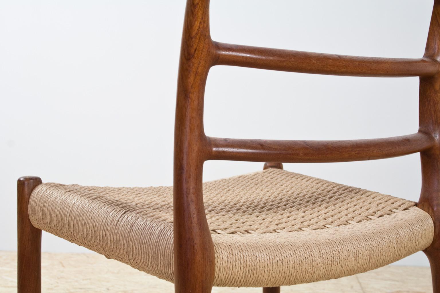 paper cord chair