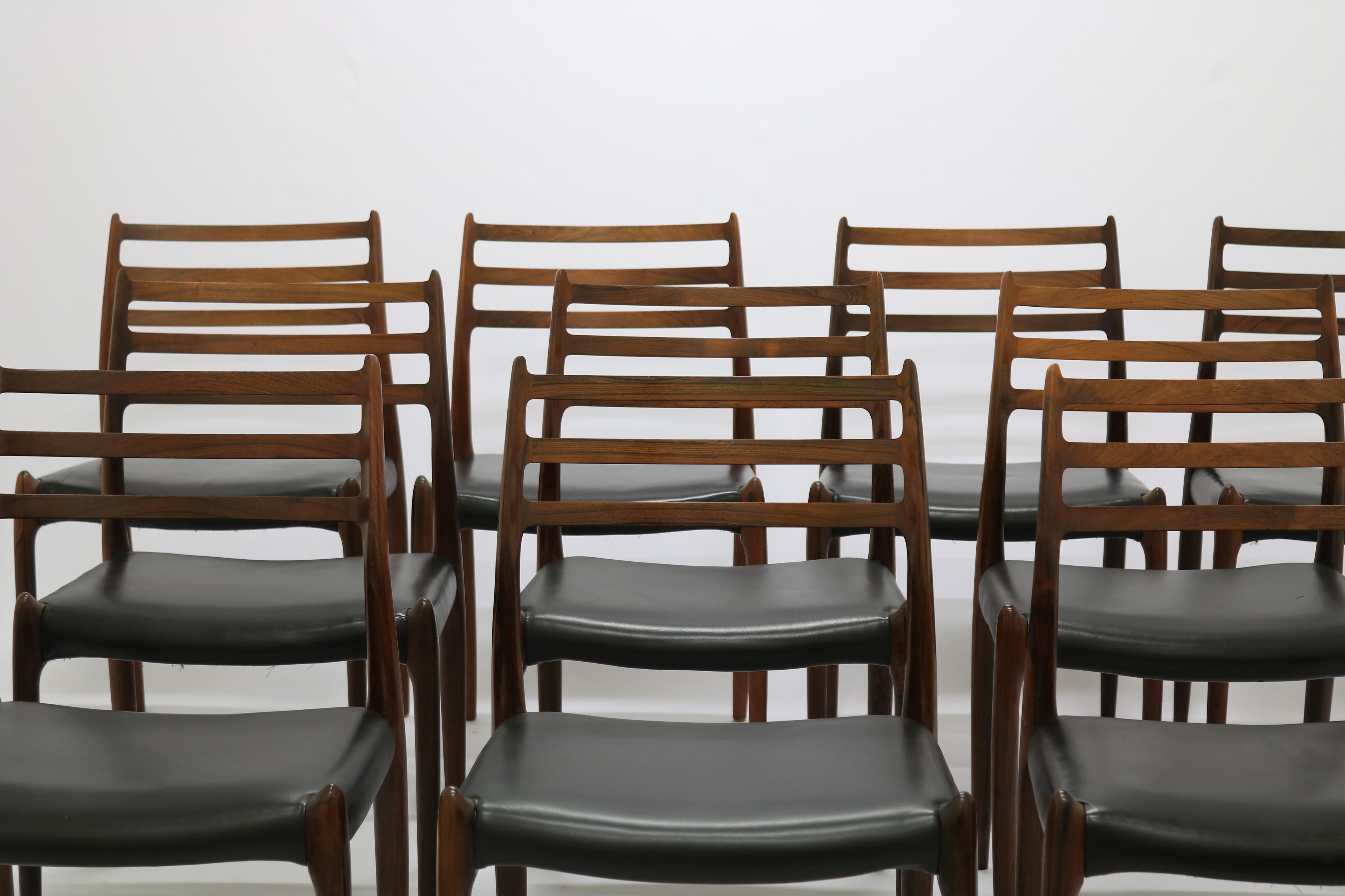 Mid-20th Century N.O. Moller, 10 Dining Chairs in Rosewood and Black Leather, Scandinavian Modern