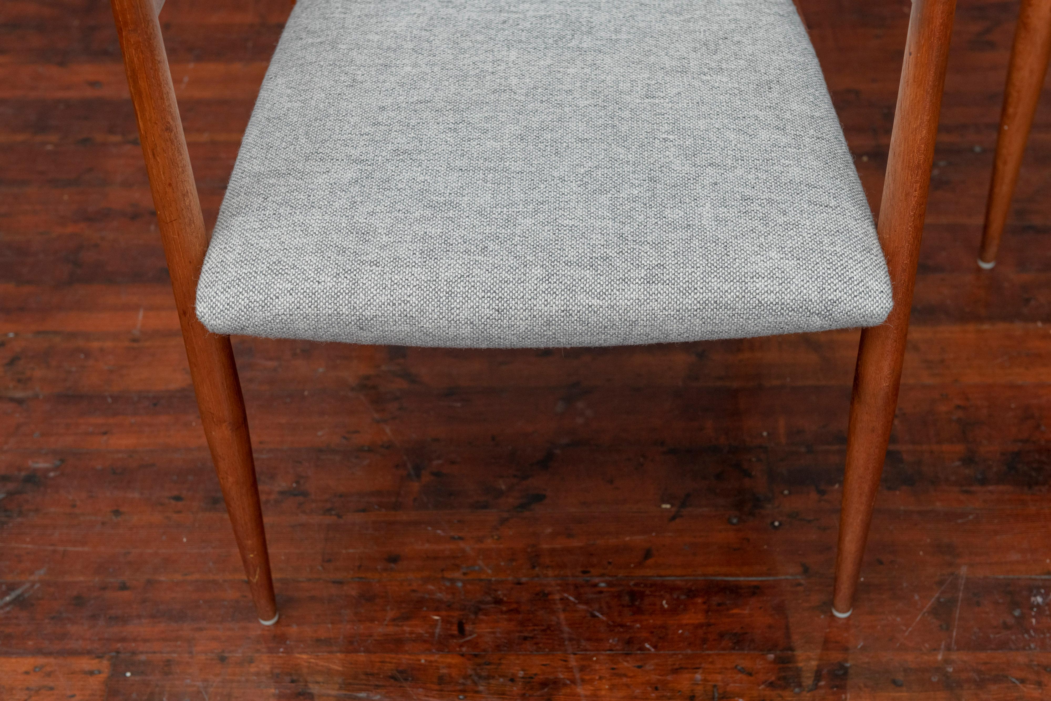 Scandinavian Modern Dining Chairs In Good Condition In San Francisco, CA