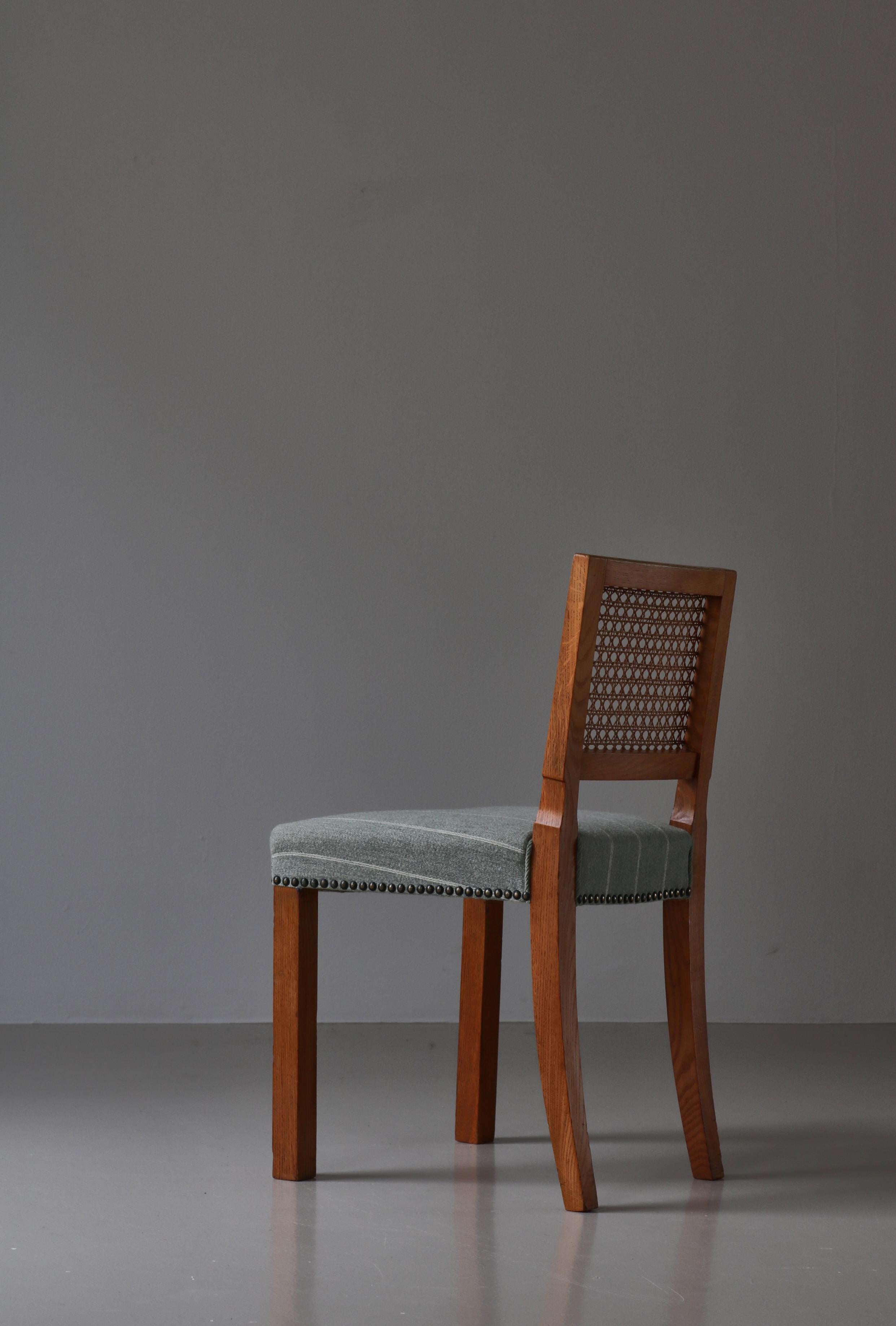 Scandinavian Modern Dining Chairs Oak & Cane by Danish Cabinetmaker, 1940s For Sale 13