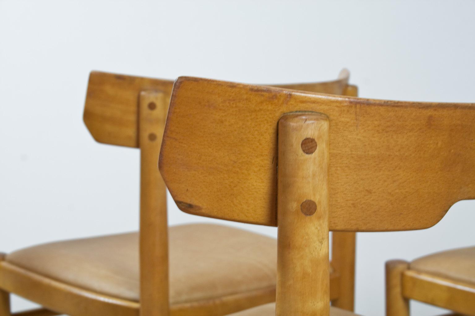 Scandinavian Modern Dining Room Chairs in Beech and Tan Leather, 1960s Set of 7  For Sale 1