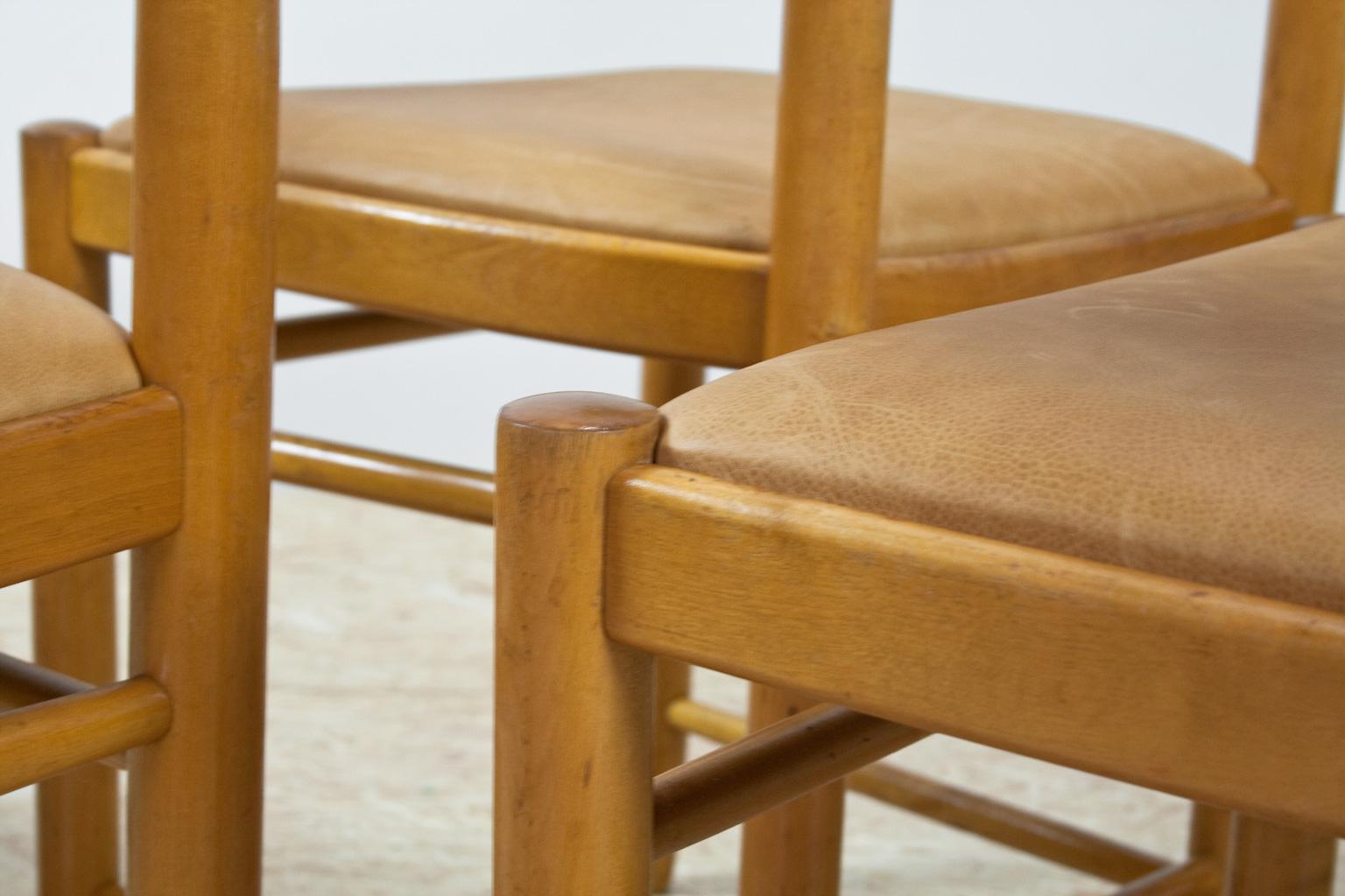 Scandinavian Modern Dining Room Chairs in Beech and Tan Leather, 1960s Set of 7  For Sale 2