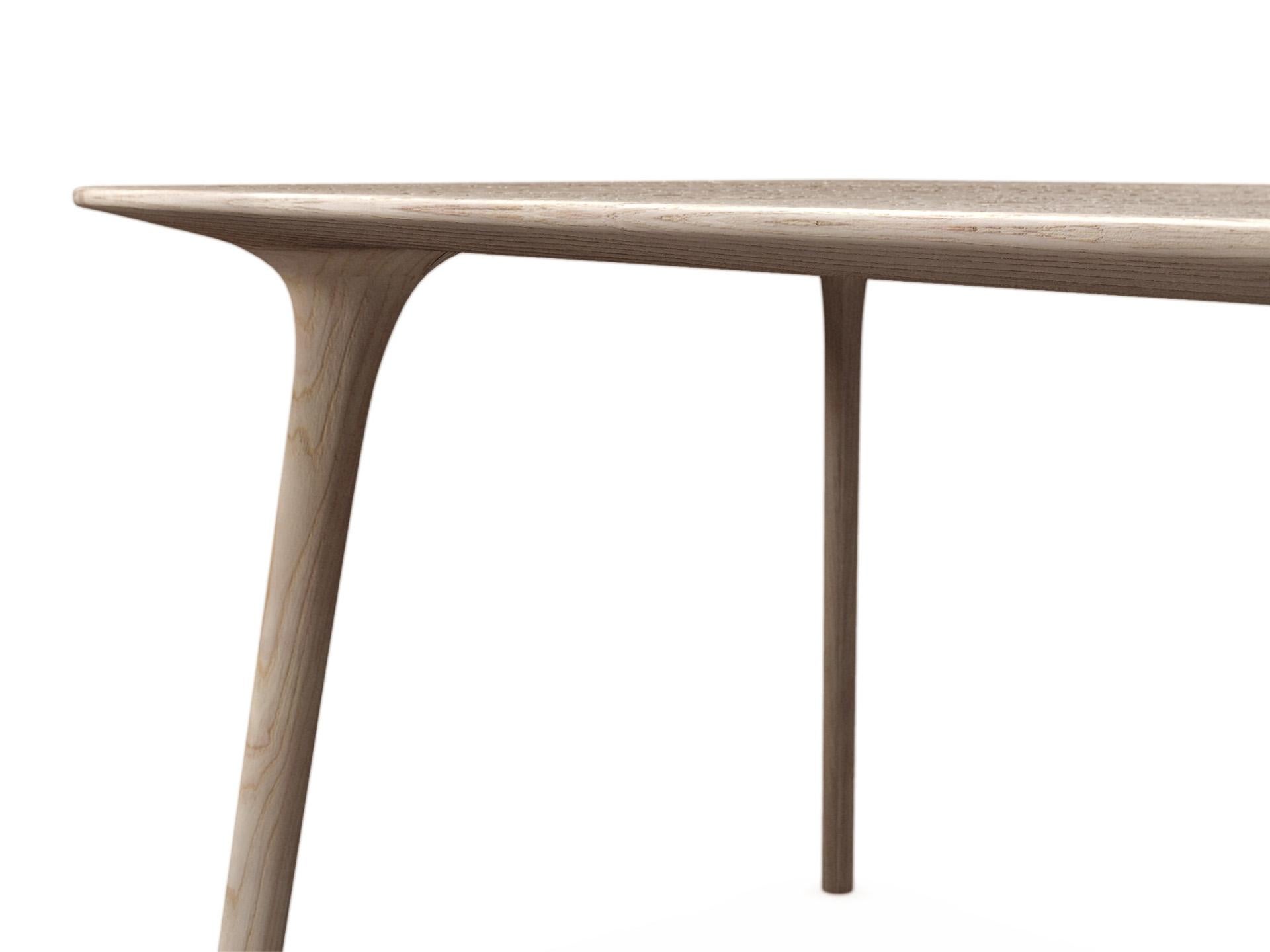 Skandinavisch Moderner Esstisch im Zustand „Neu“ im Angebot in East Hampton, NY