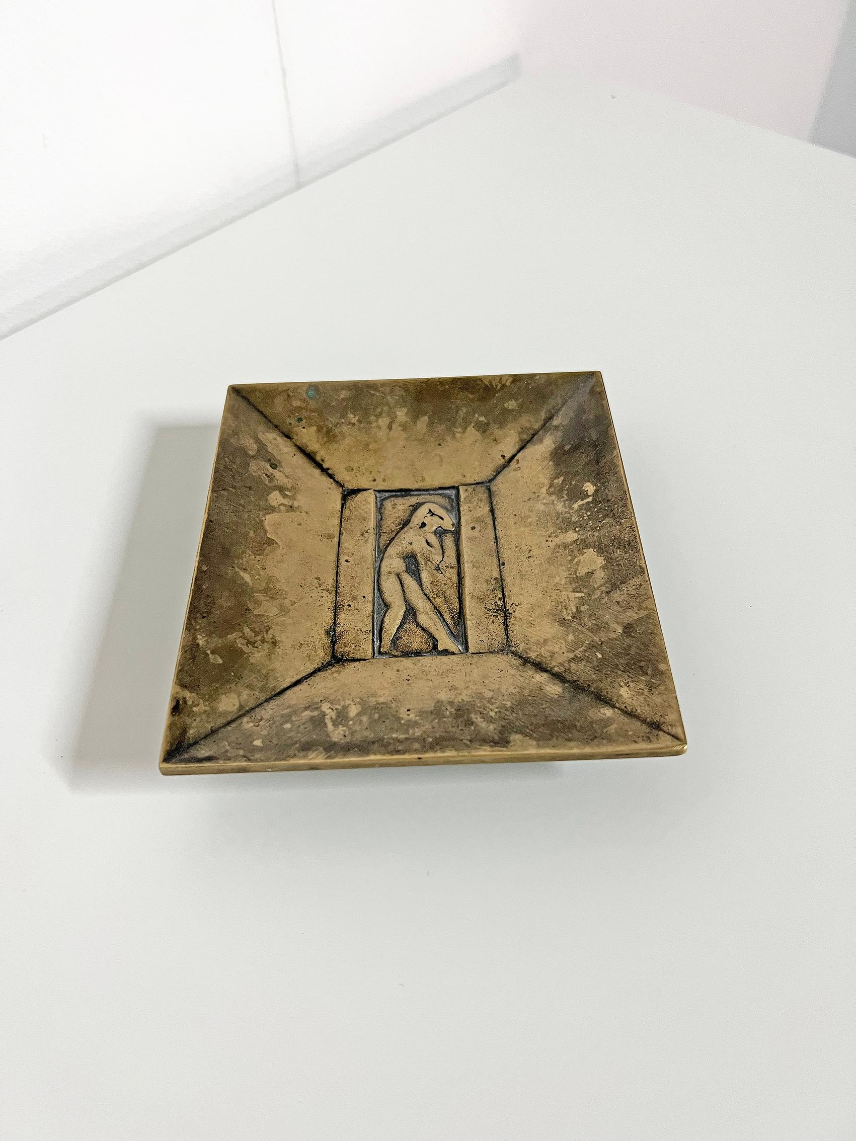 Skandinavische Moderne Schale aus Bronze, GAB, Schweden ca. 1930er Jahre (Schwedisch) im Angebot