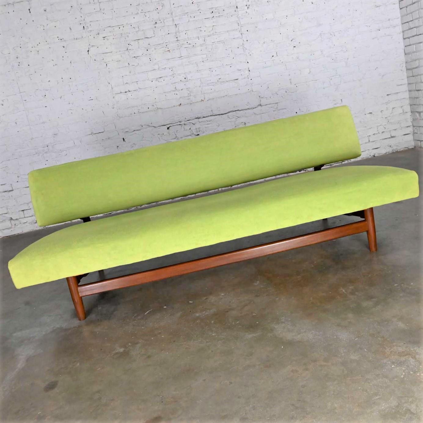 Scandinavian Modern Dutch Sofa Attr to Doublet Sofa by Rob Parry for Gelderland For Sale 1
