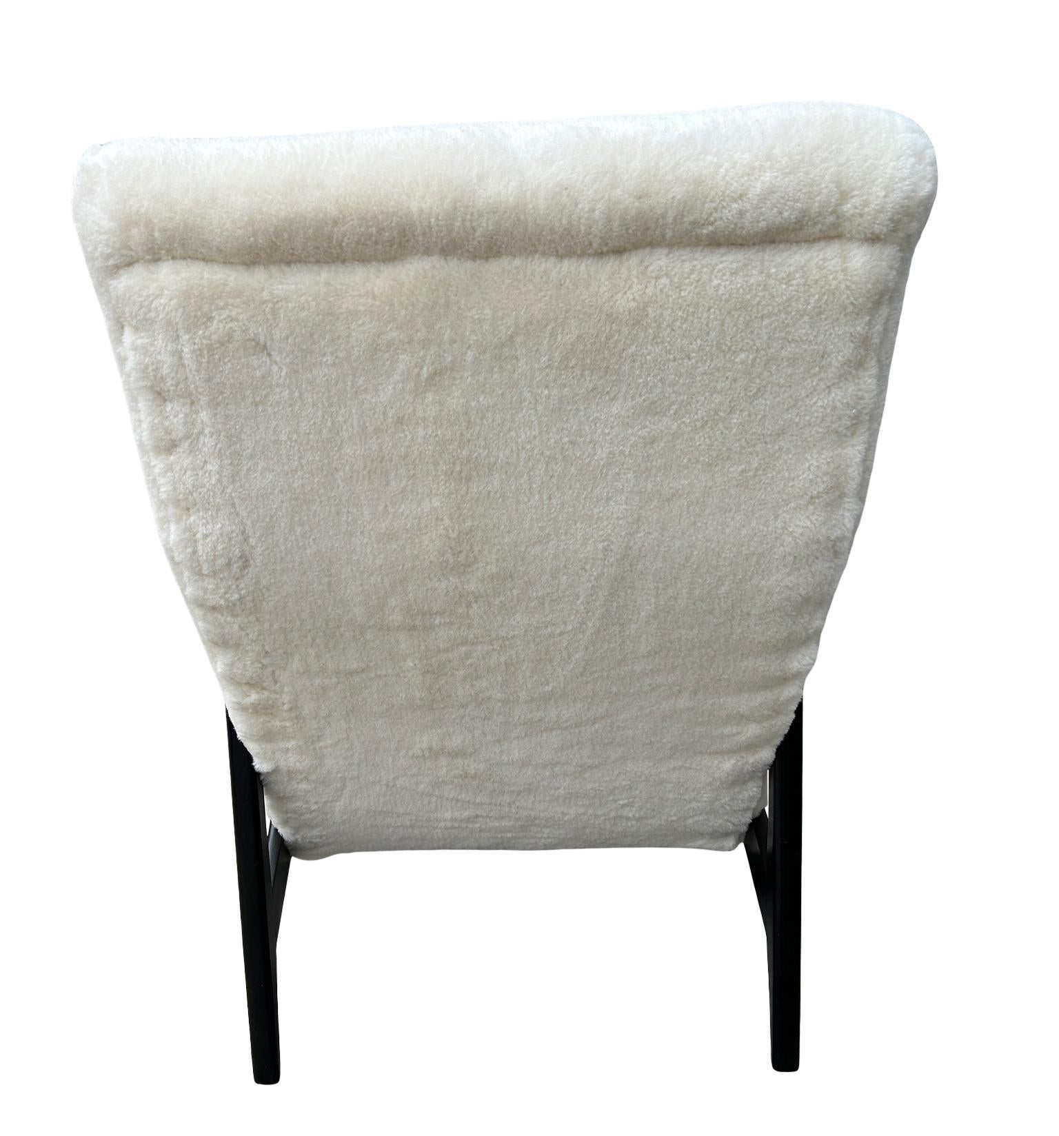 Woodwork Scandinavian Modern Duxello Lounge Easy Chair for DUX by Folke Ohlsson in Sherpa For Sale