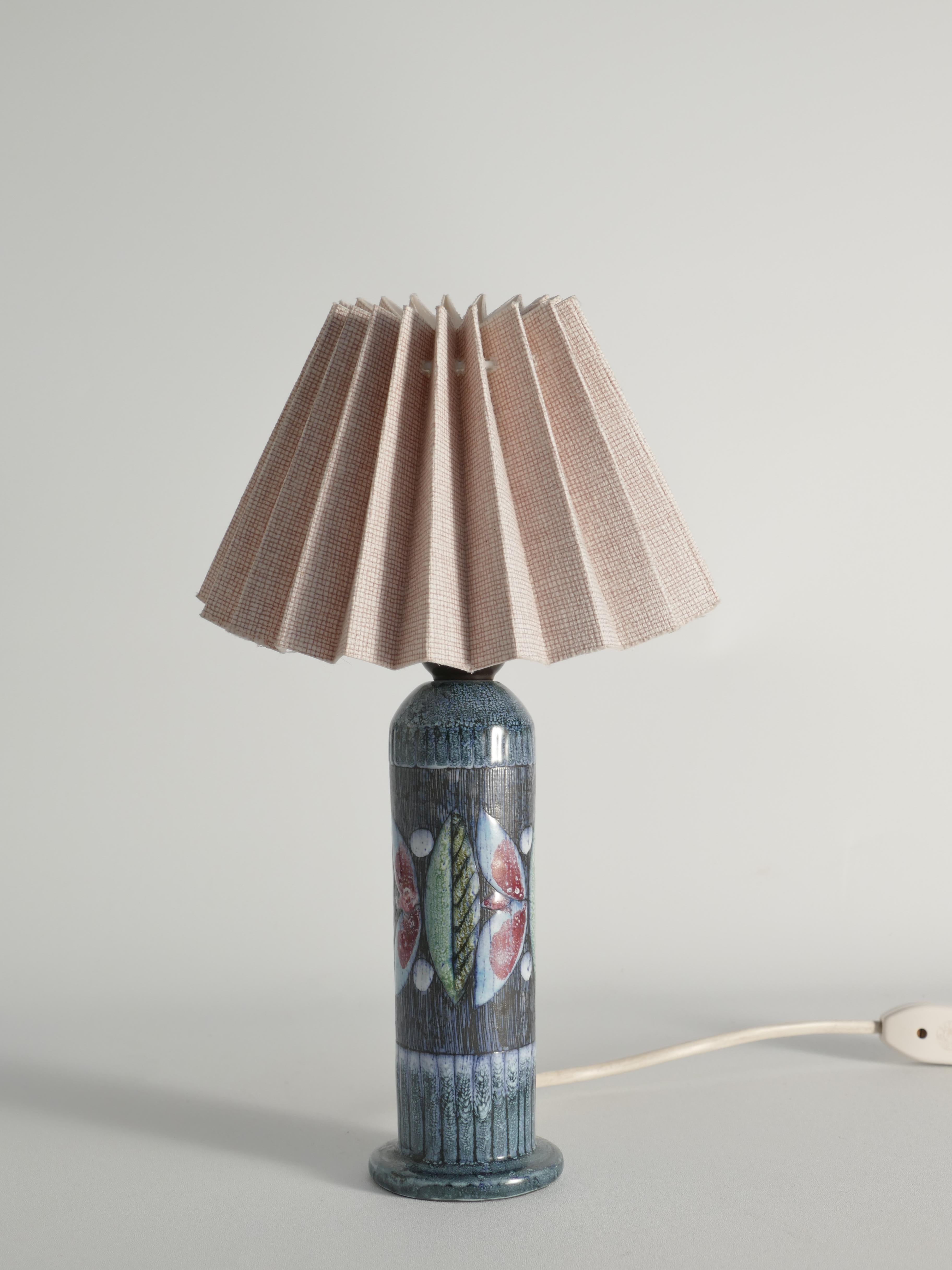 Scandinavian Modern Earthenware Flower Motif Table Lamp by Tilgmans, Sweden 1960 For Sale 3