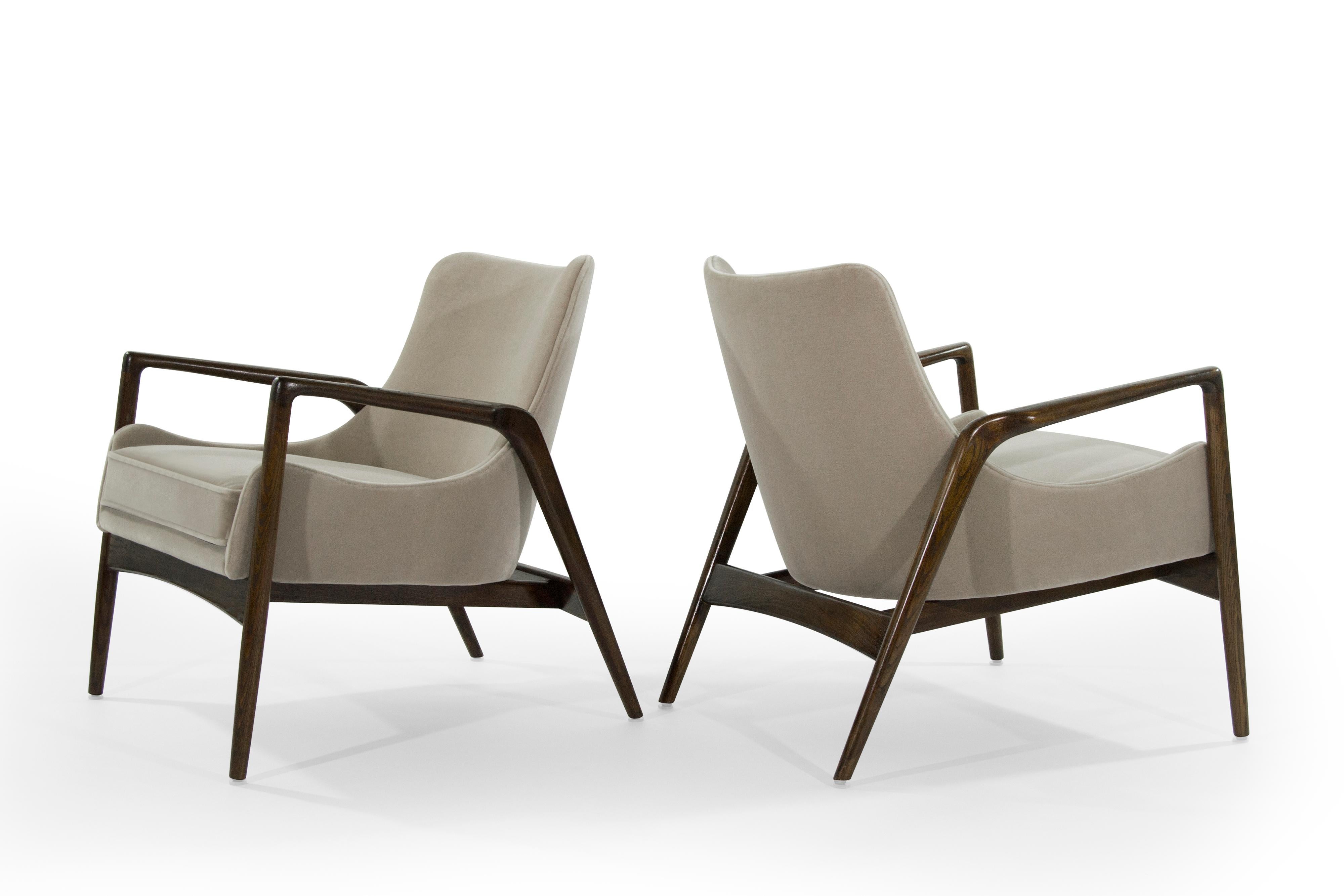 20th Century Scandinavian Modern Easy Lounge Chairs by Ib Kofod-Larsen, 1950s