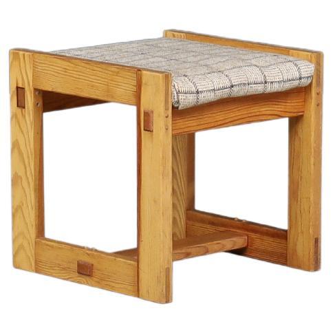 Scandinavian modern Edvin Helseth Ottomann in Pine, Model "Trybo" Norway 1960s