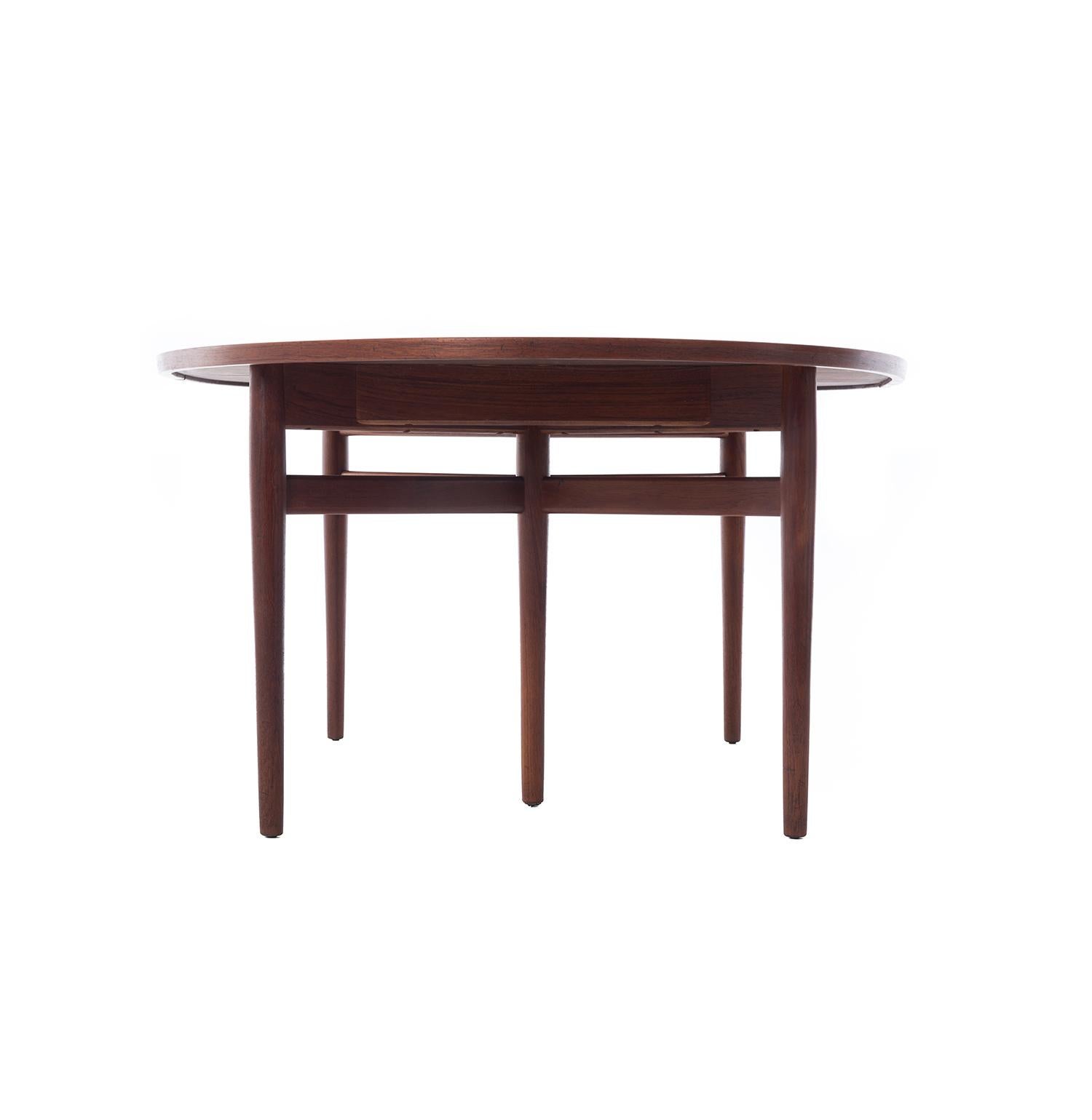 Oiled Scandinavian Modern Ellipse Shaped Teak Dining Table by Arne Vodder