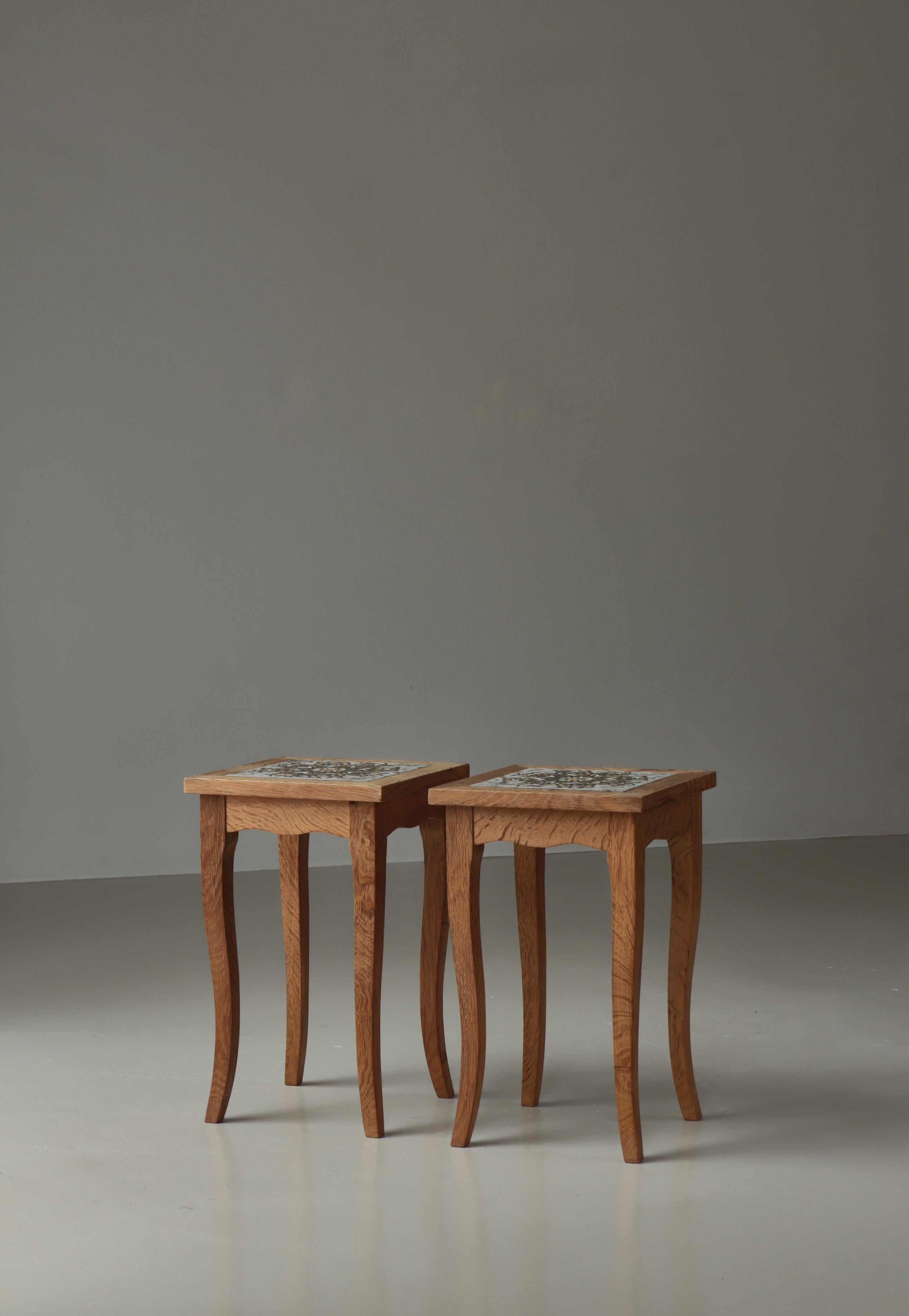 Scandinavian Modern End Tables in Oak & Ceramic Tiles, Denmark, 1970s In Good Condition For Sale In Odense, DK