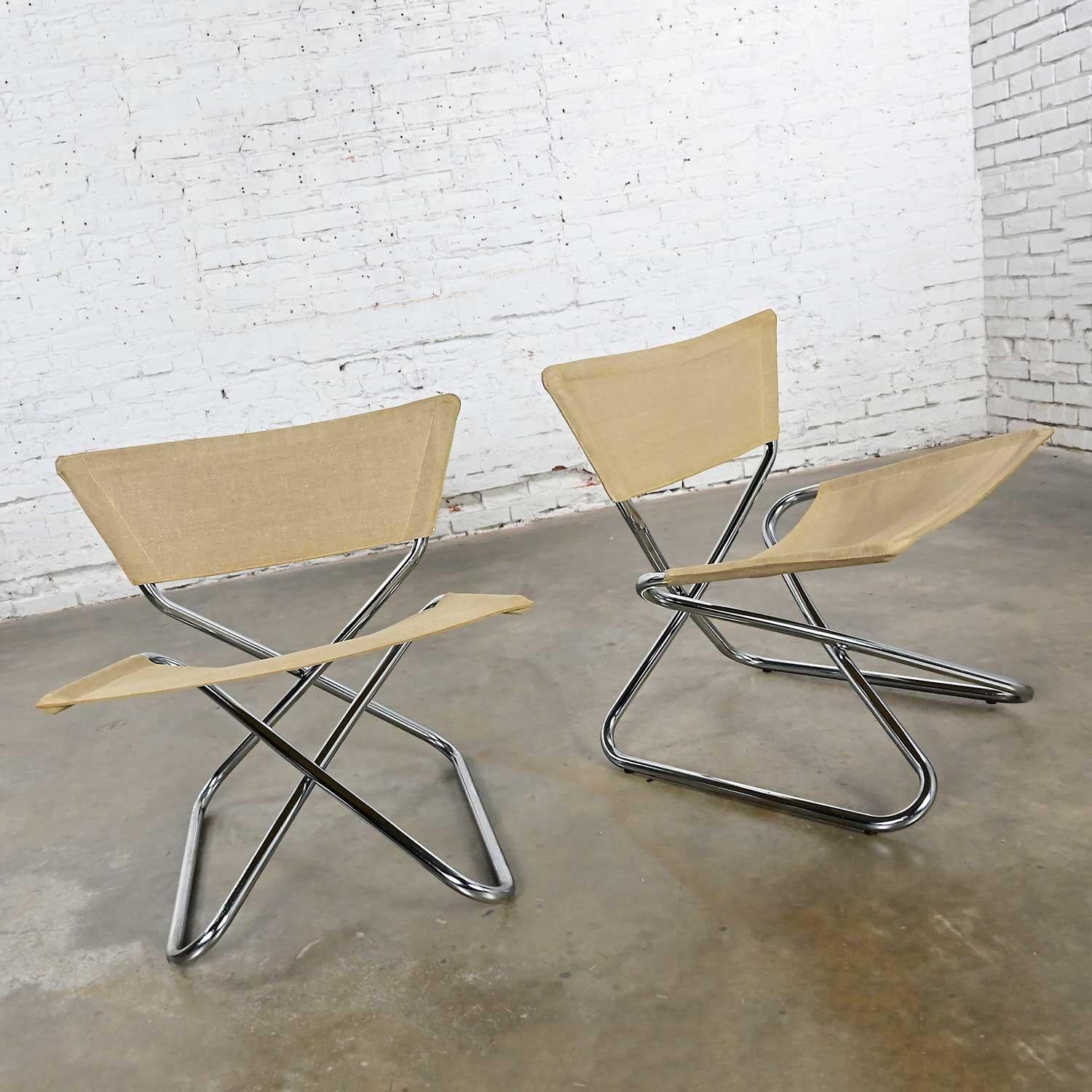 Paire de chaises pliantes scandinaves modernes Erik Magnussen en duvet en forme de Z par Torben Orskov en vente 1