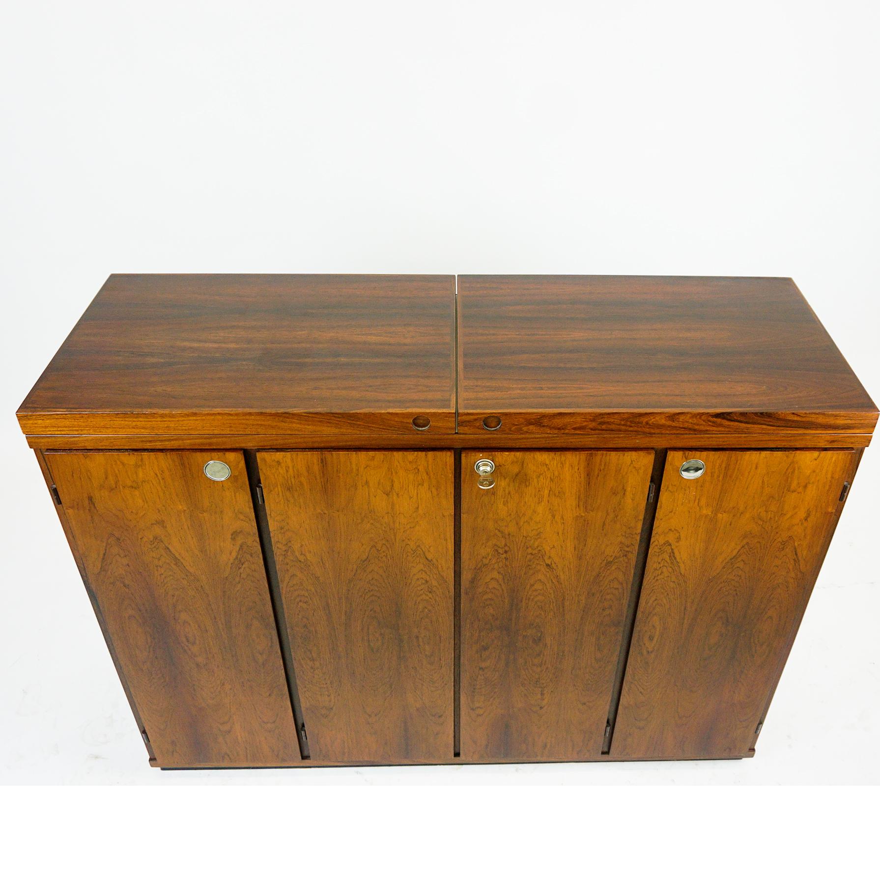 Scandinavian Modern Extendable Rosewood Dry Bar Buffet by Dyrlund Denmark 10