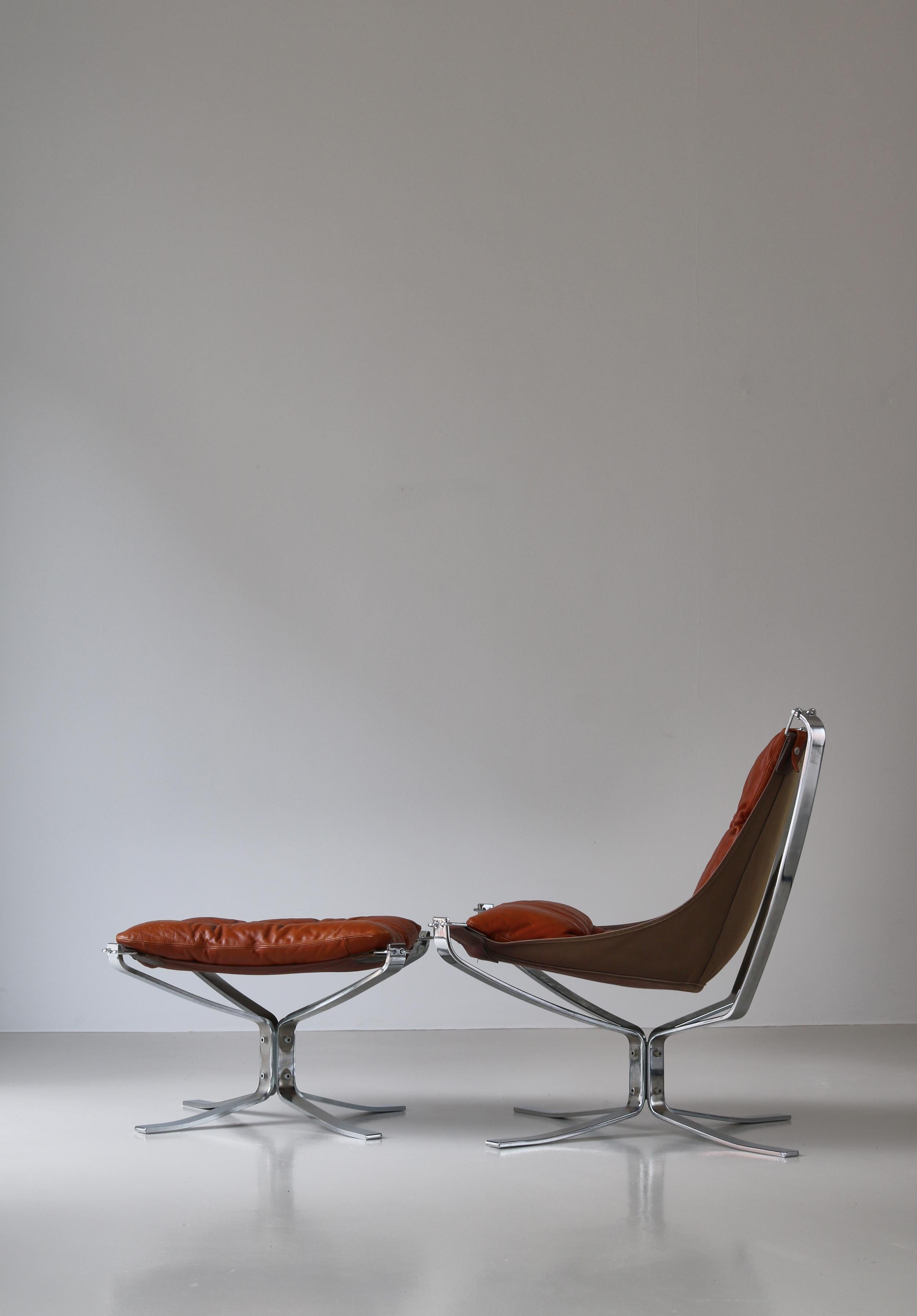 Acier Chaise longue et ottoman The Moderns Falcon de Sigurd Ressell, années 1970 en vente