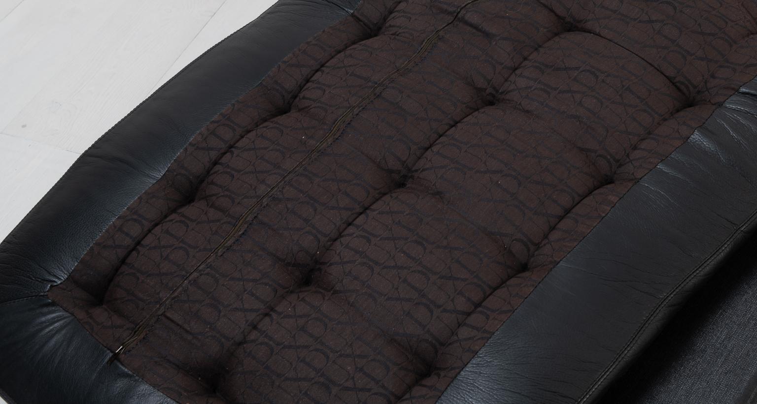 Scandinavian Modern Fenix by DUX Lounge Chair 2