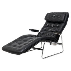 Scandinavian Modern Fenix by DUX Lounge Chair