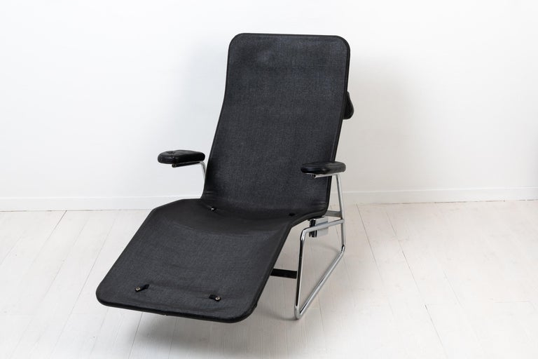 Scandinavian Modern Fenix Lounge Chairs for DUX For Sale 5