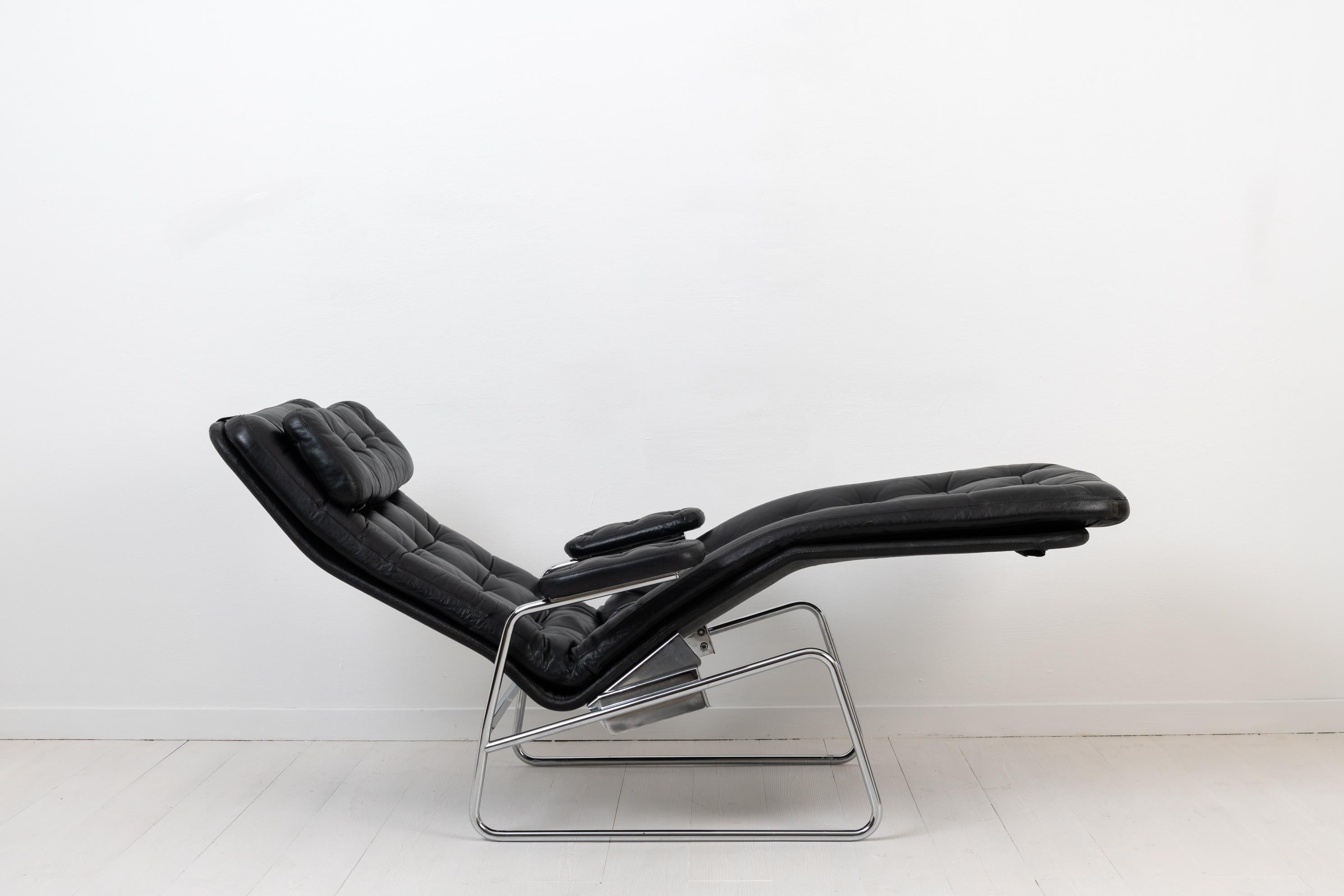 20th Century Scandinavian Modern Fenix Lounge Chairs for DUX