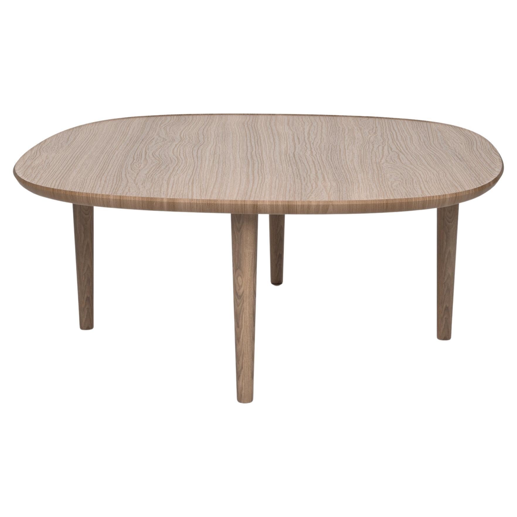 Table moderne scandinave Fiori 85 par Antrei Hartikainen x Poiat, chêne foncé