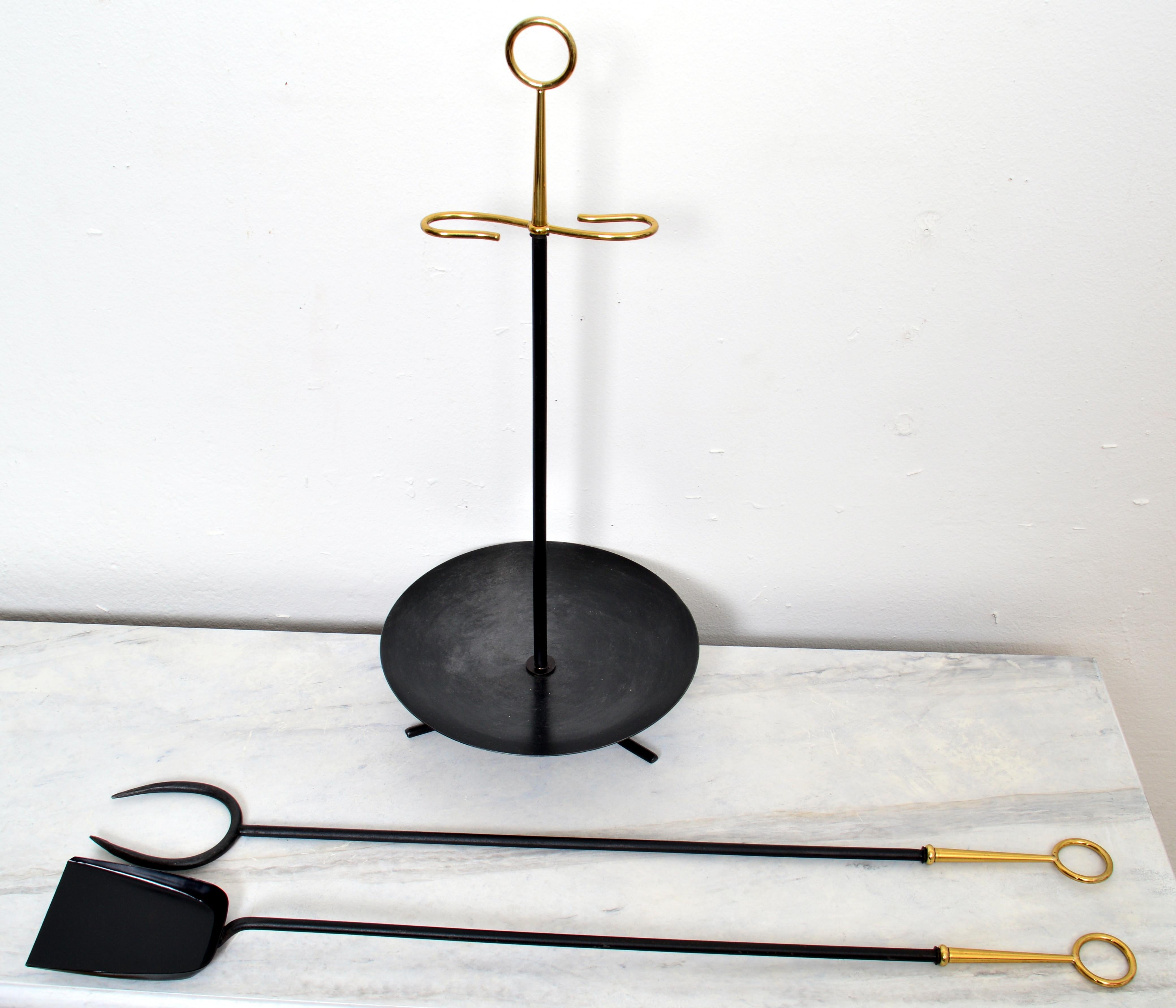 Scandinavian Modern Fireplace Tools by Gunnar Ander for Ystad Metall For Sale 1