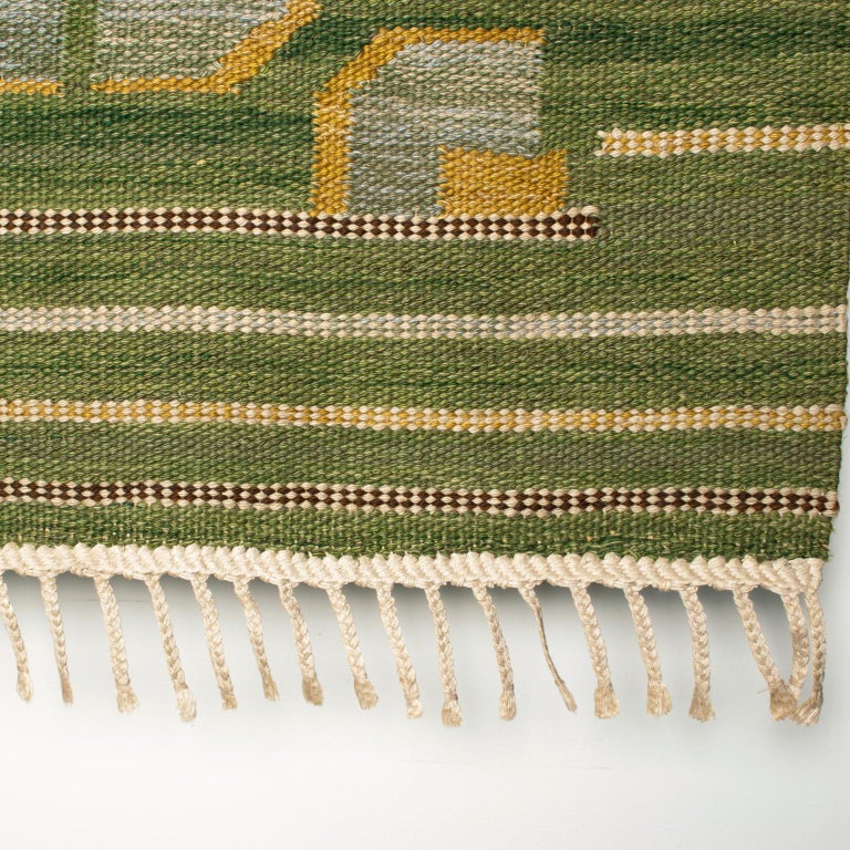 Scandinavian Modern Flat Weave Rug in Green and Gold Wool For Sale at