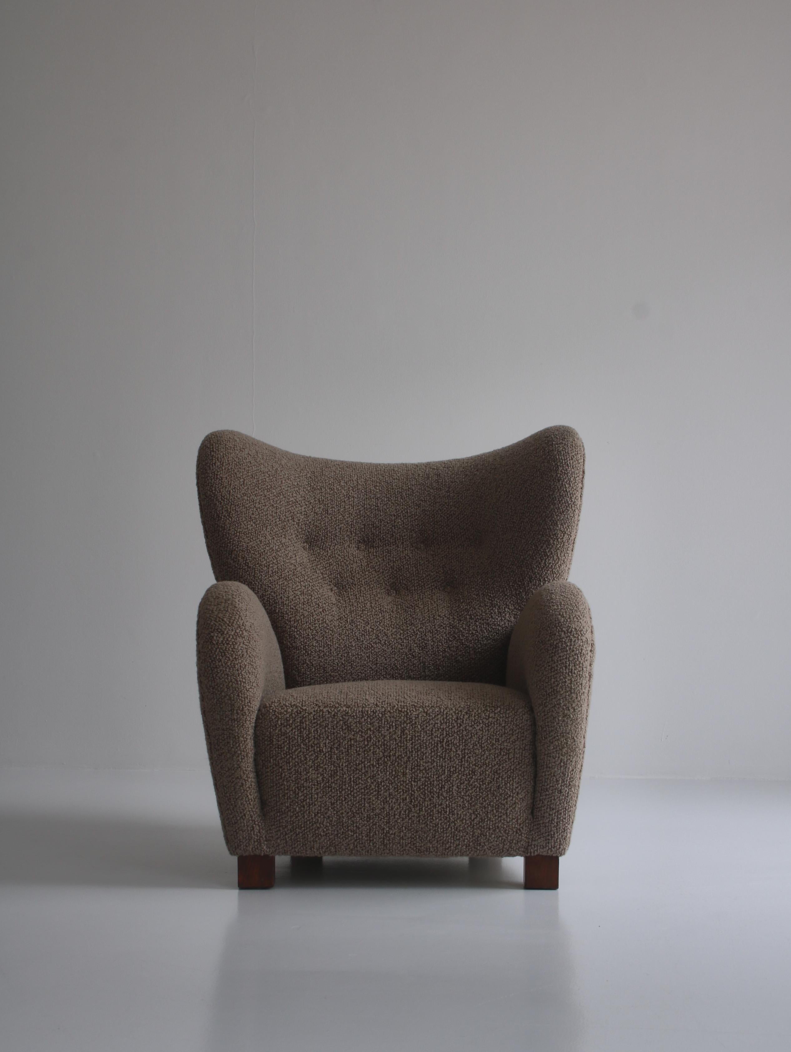 Scandinavian Modern Flemming Lassen Boucle Easy Chair, 1940s, Denmark In Good Condition For Sale In Odense, DK