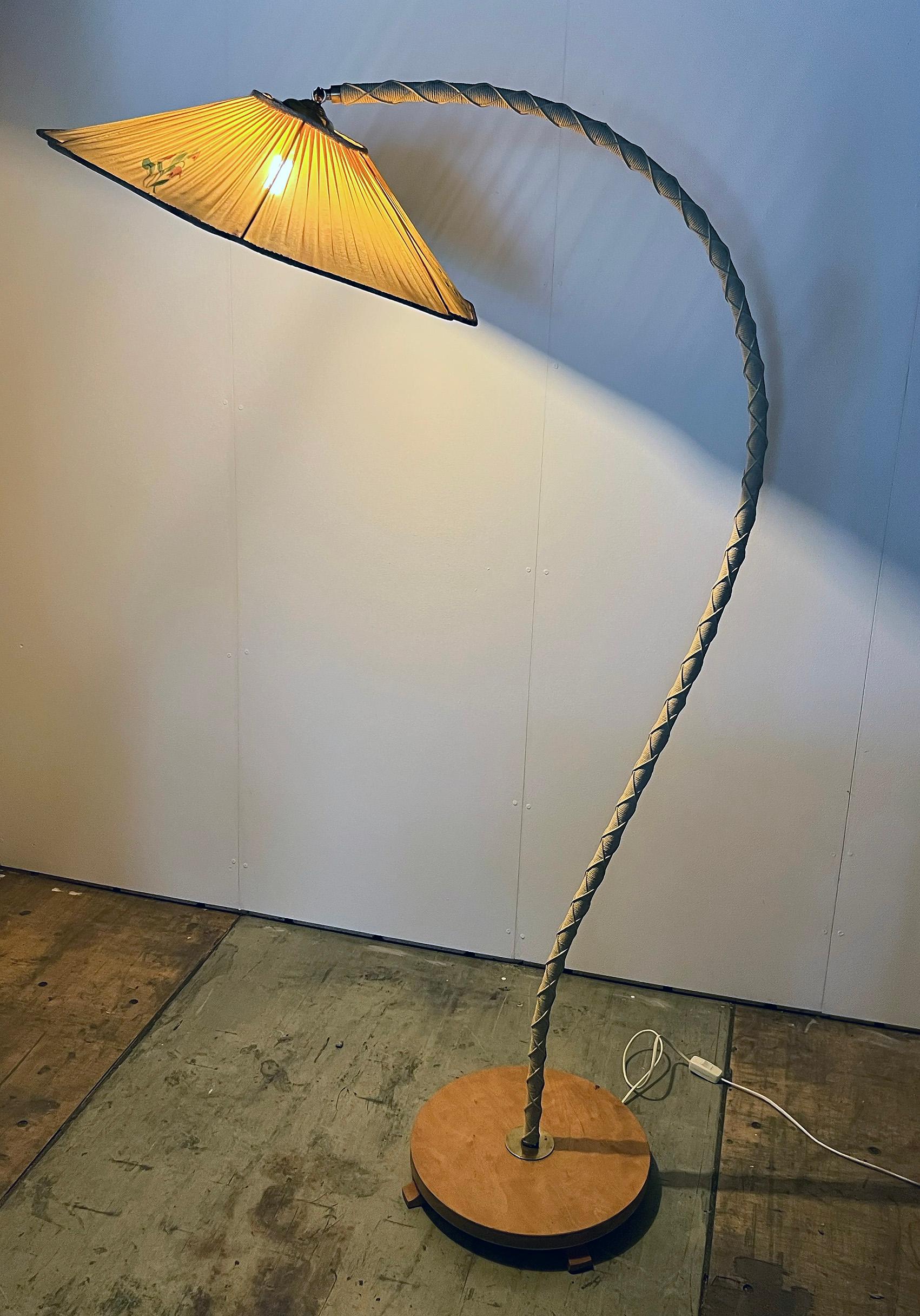 Scandinave moderne Lampadaire scandinave moderne, Anonymous, Suède vers les années 1940 en vente