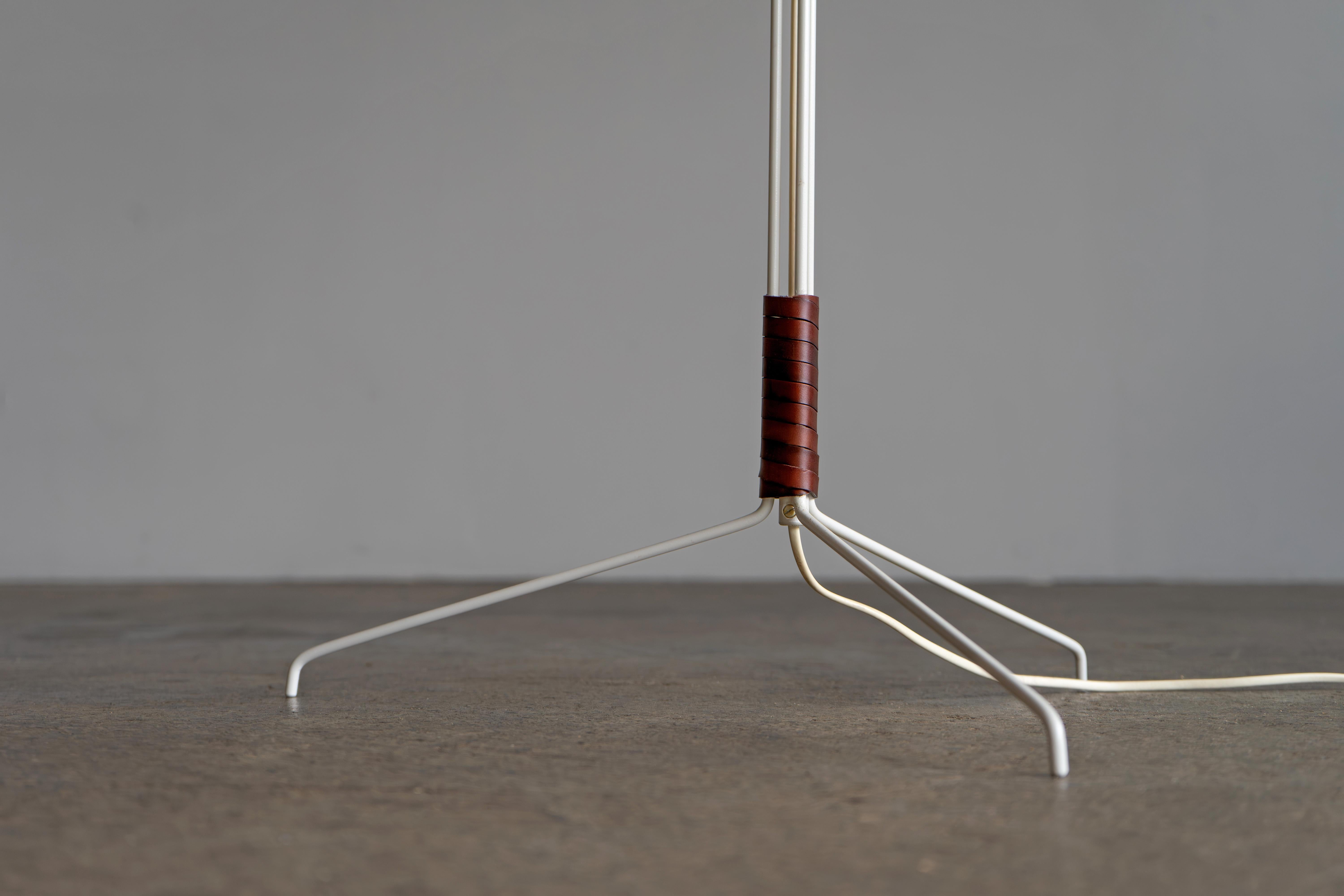 Scandinavian Modern Floor Lamp by Hans-Agne Jakobsson AB, Markaryd In Good Condition For Sale In Rosendahl, DE