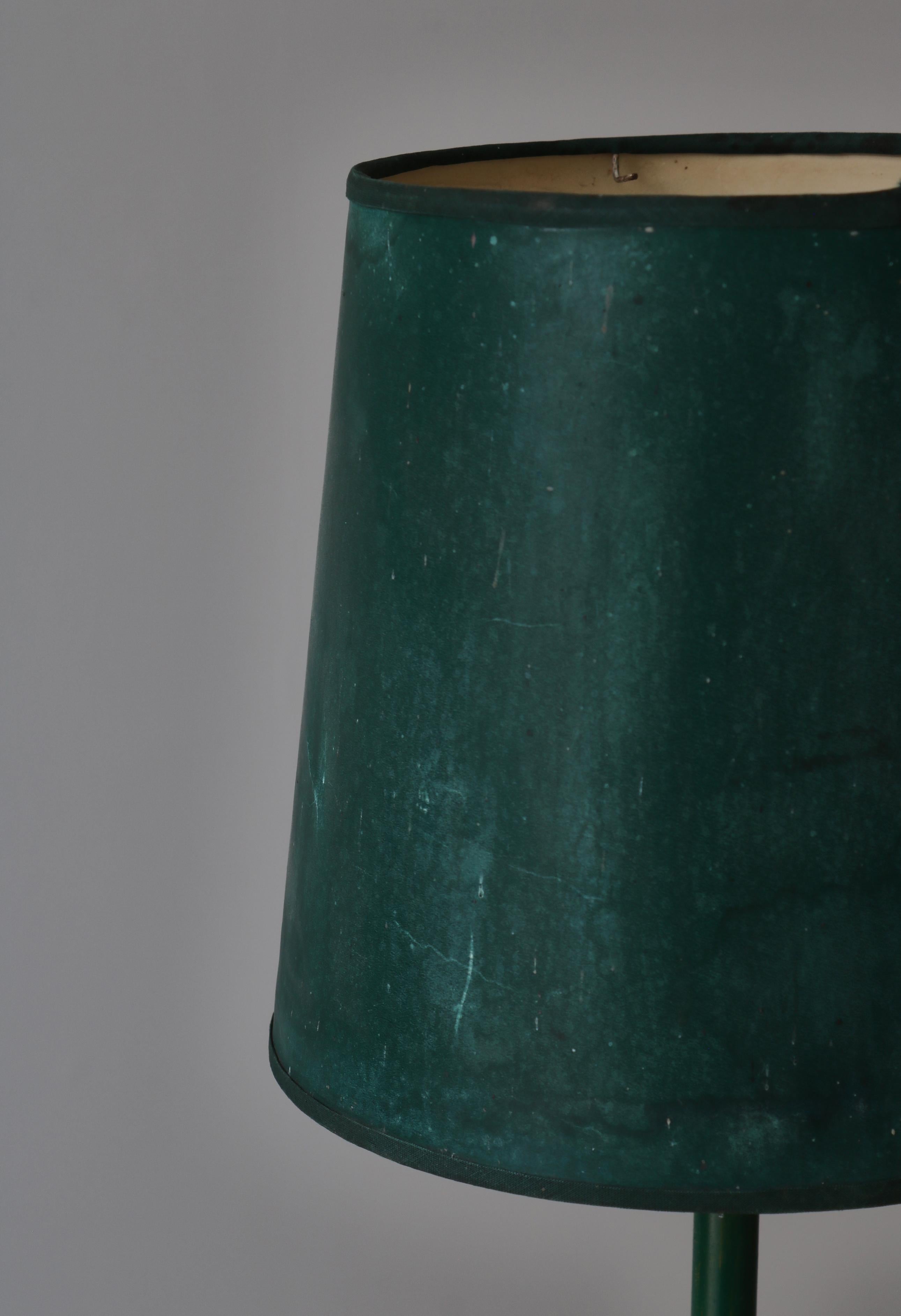 Scandinavian Modern Floor Lamp Green Lacquered Metal, 1940s For Sale 5