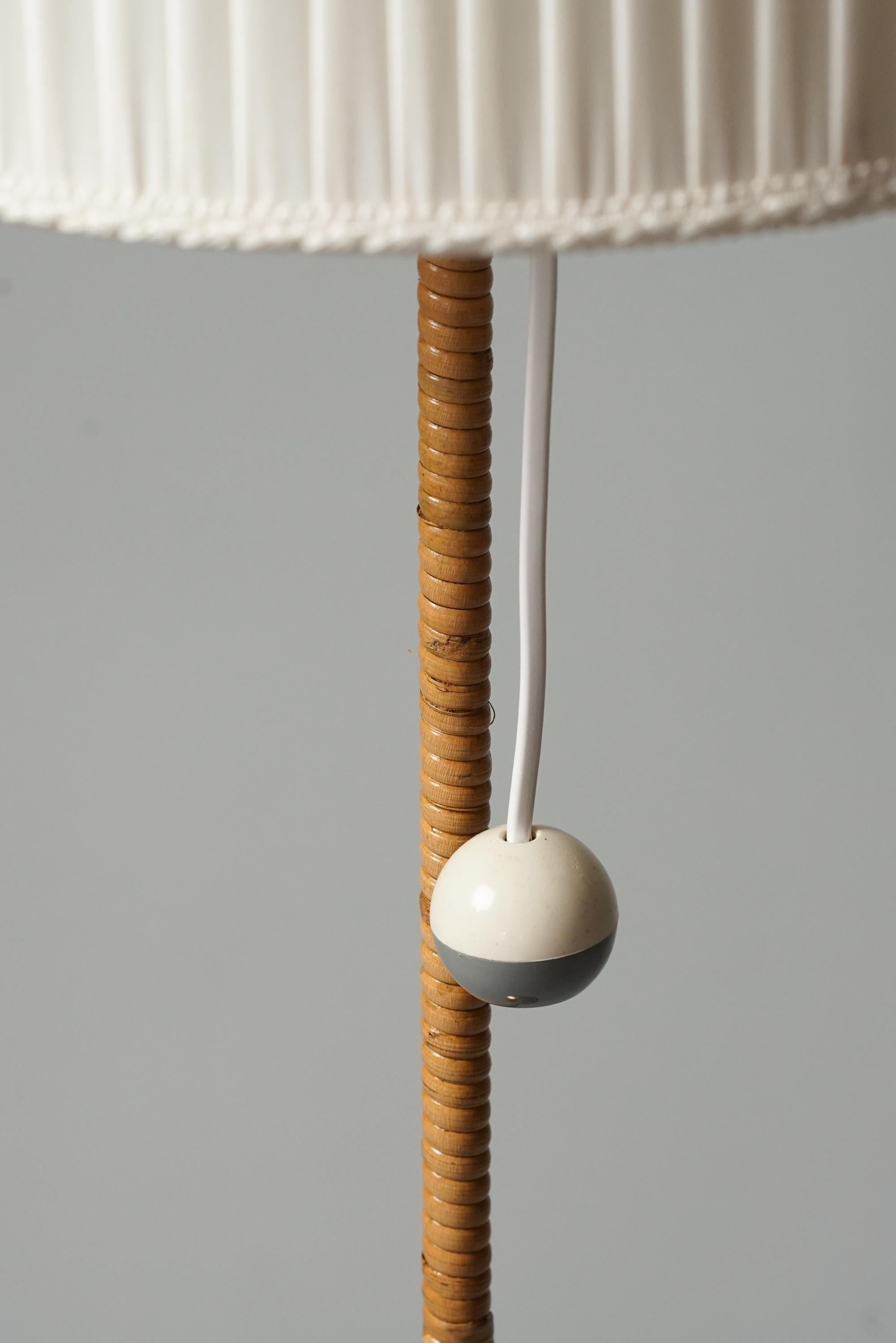 Scandinavian Modern Floor Lamp in Paavo Tynell Style, 1950s/1960s For Sale 2
