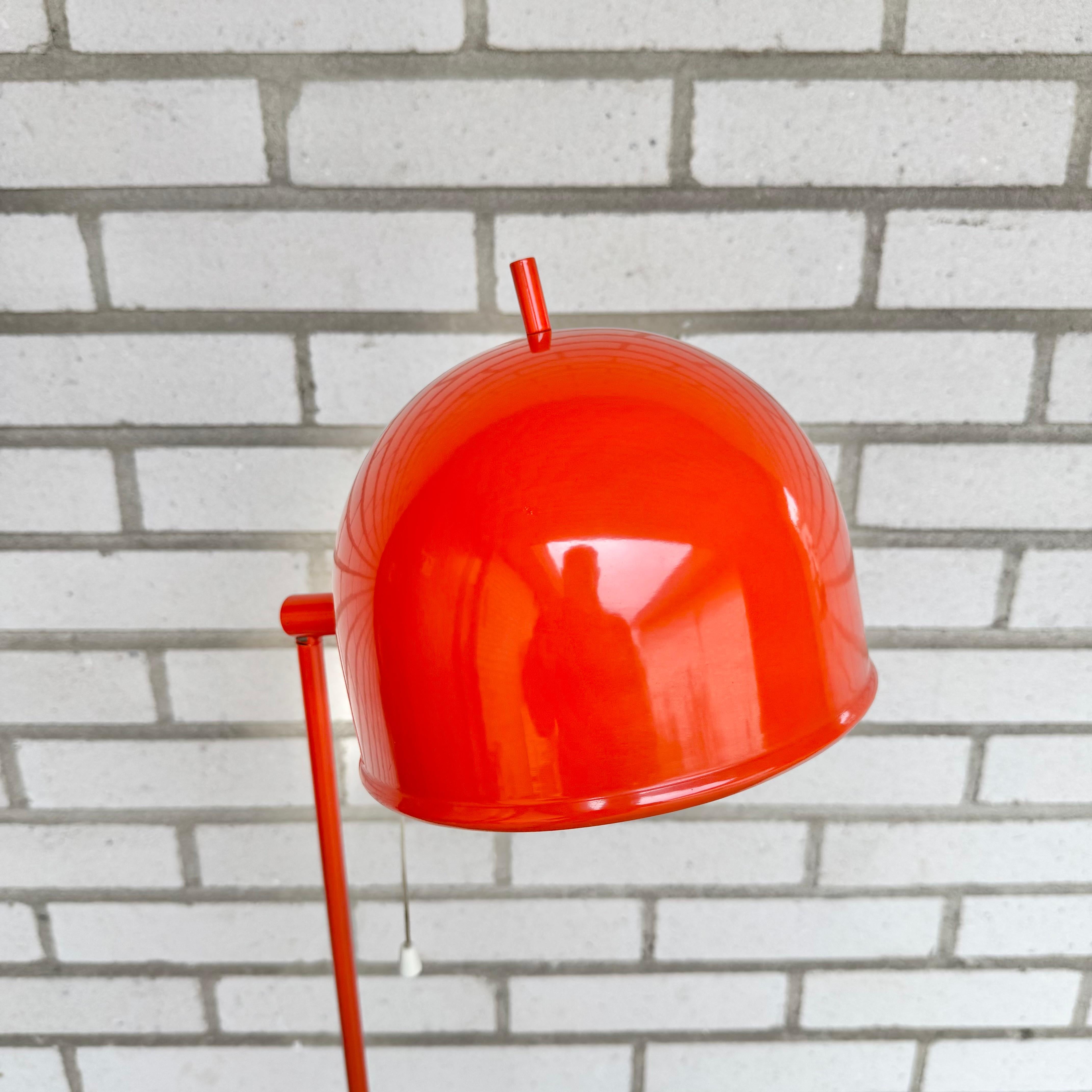 Milieu du XXe siècle Lampadaire moderne scandinave modèle G-075 conçu par Eje Ahlgren pour Bergboms en vente