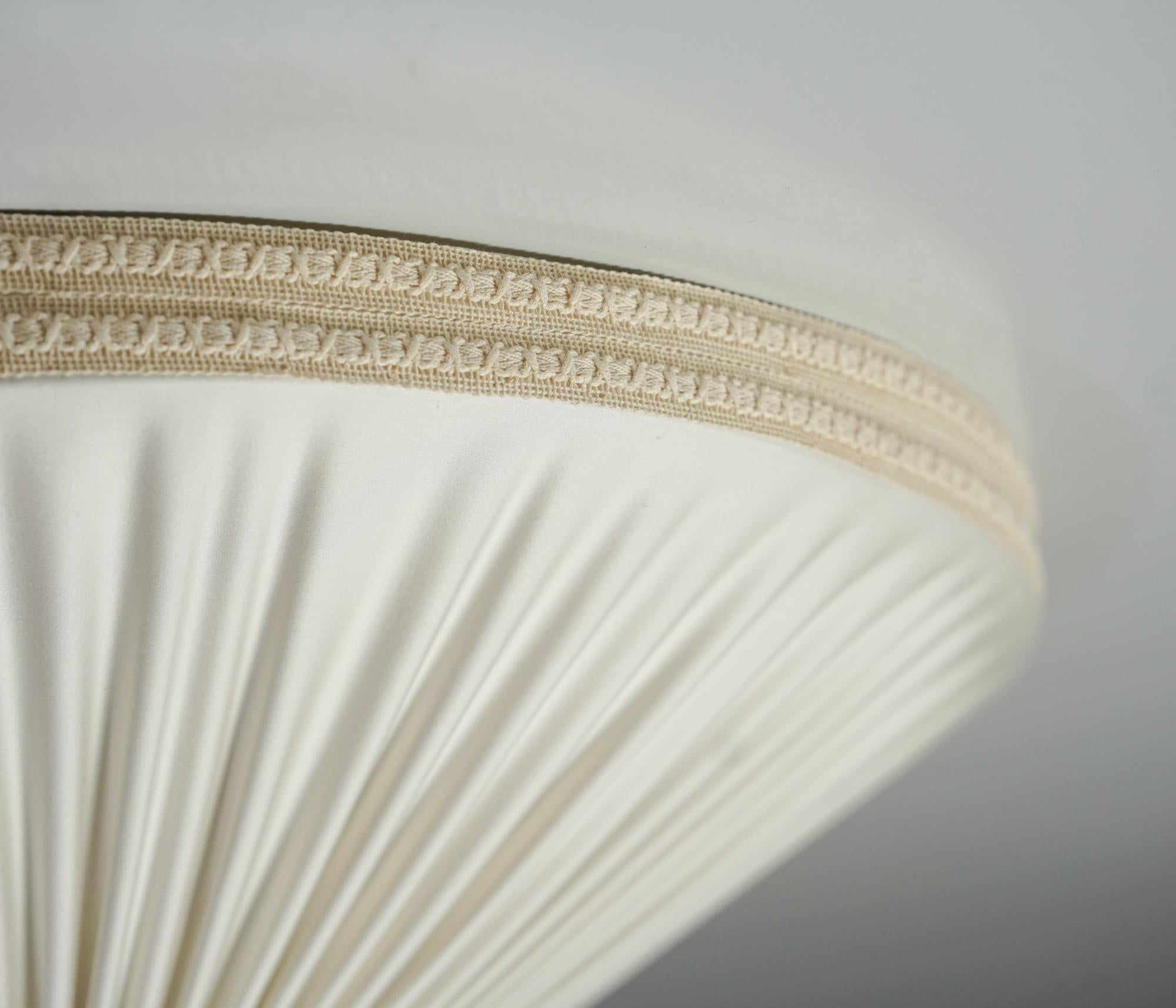 Metà XX secolo The Modern Scandinavian Modern Flush Mount, Finlandia, anni '50 in vendita