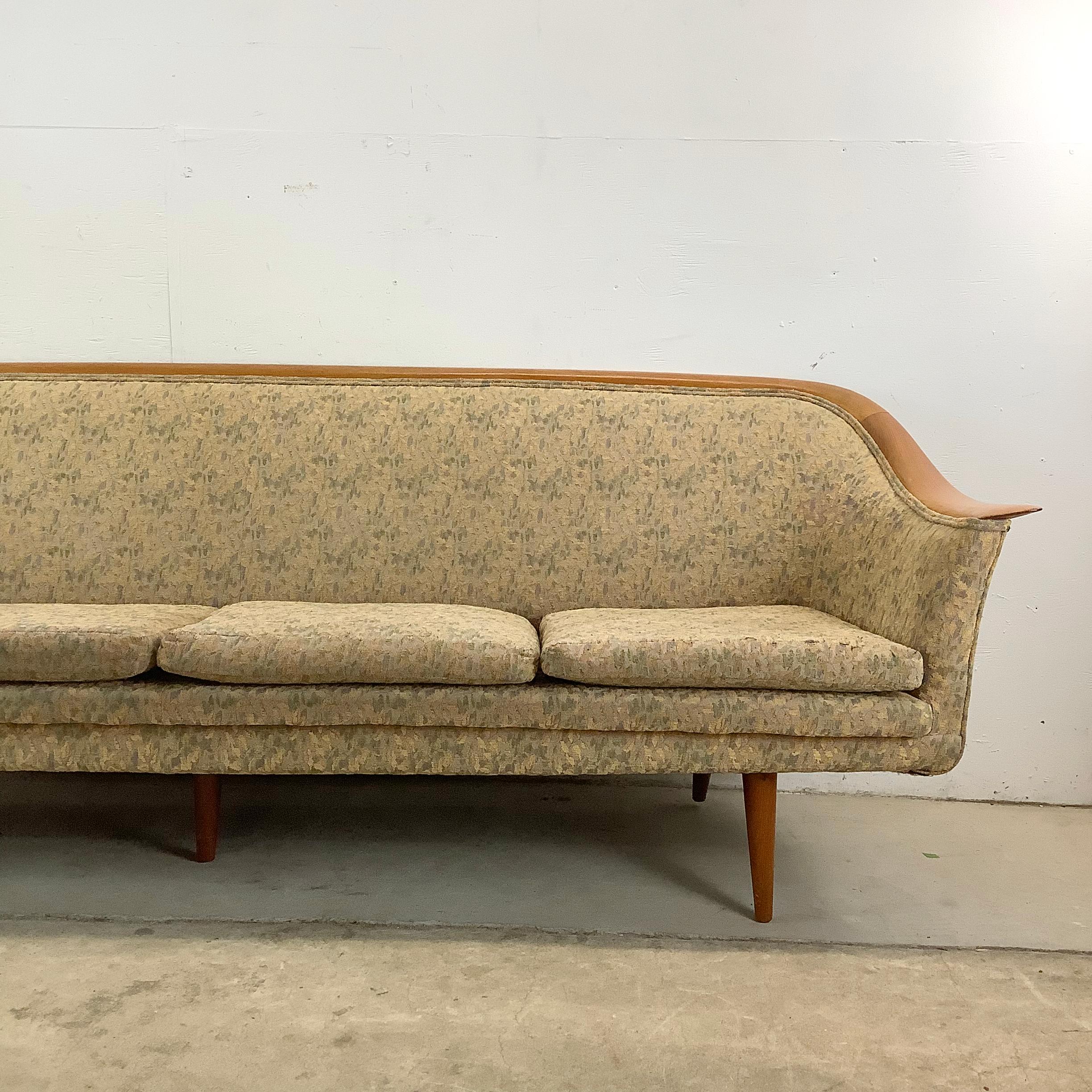 Scandinavian Modern Four Seat Sofa attr. Fredrik Kayser For Sale 8