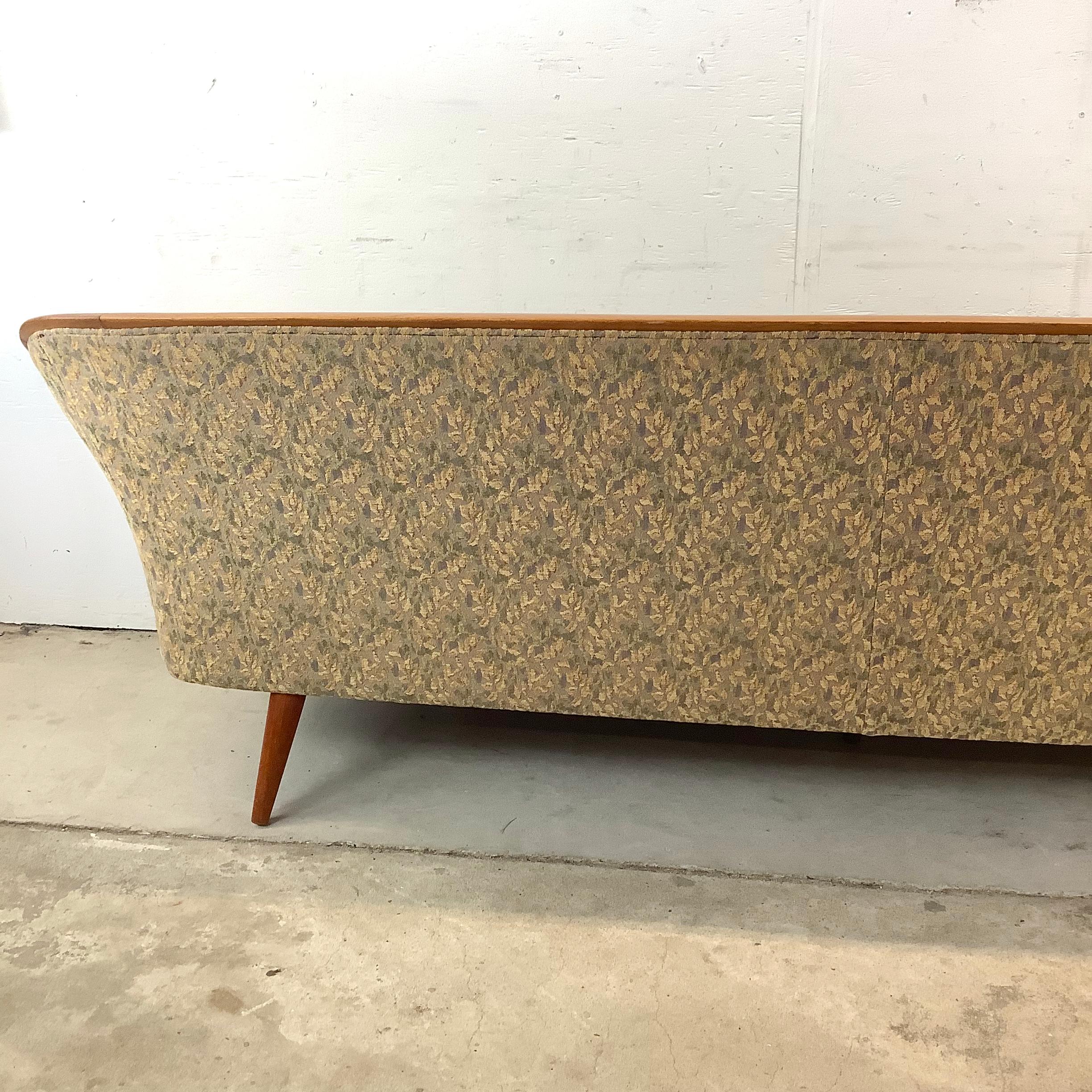 Scandinavian Modern Four Seat Sofa attr. Fredrik Kayser For Sale 10