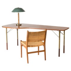 Bureau scandinave moderne en teck aux formes libres, Danemark, années 1950